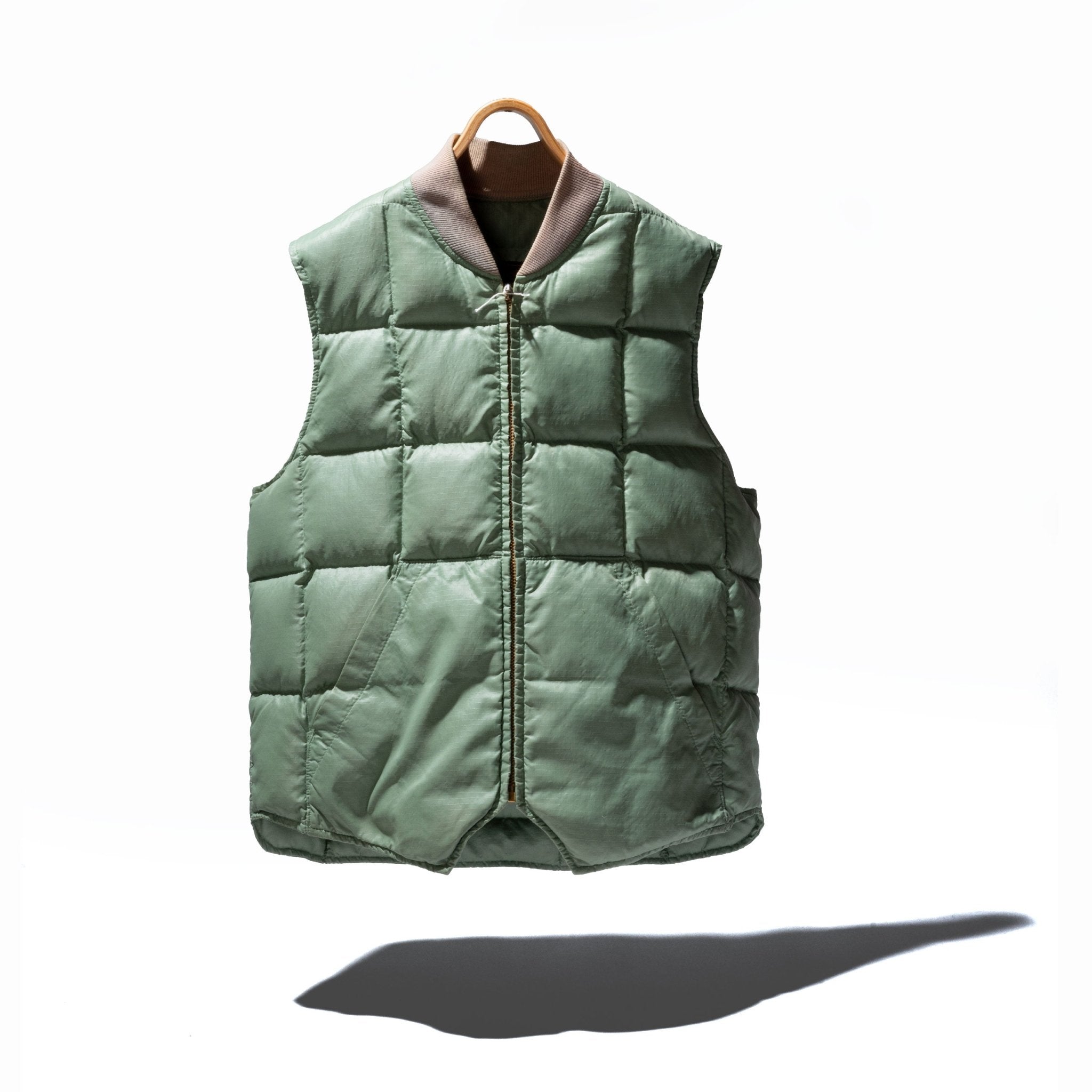 ジャケット・アウター 80s Eddie Bauer  Down Vest M Green Eddie Bauer Vintage Down Vest – WORDS SOUNDS COLORS & SHAPES
