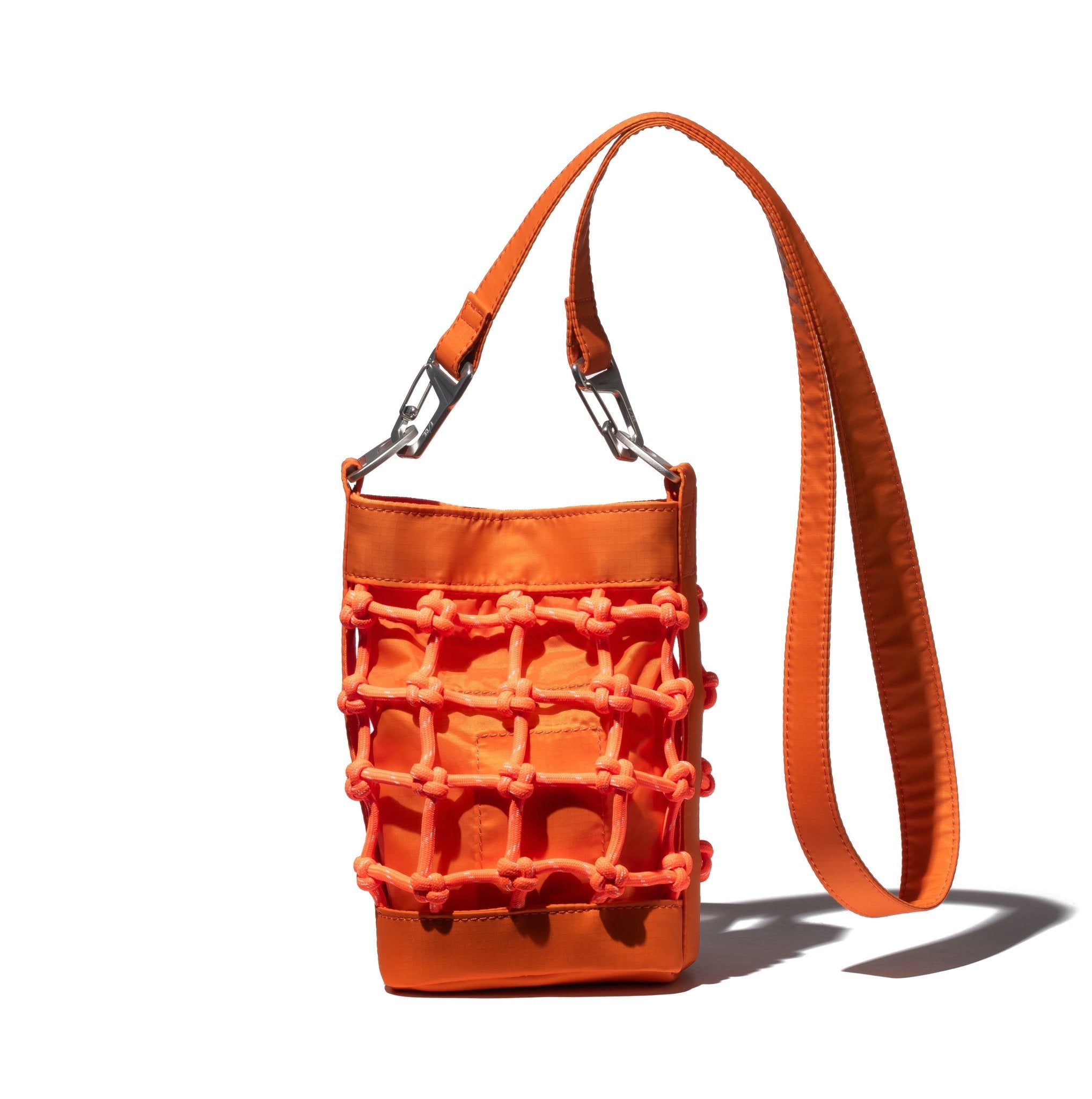 KNOTTING SHOULDER POUCH - F/CE