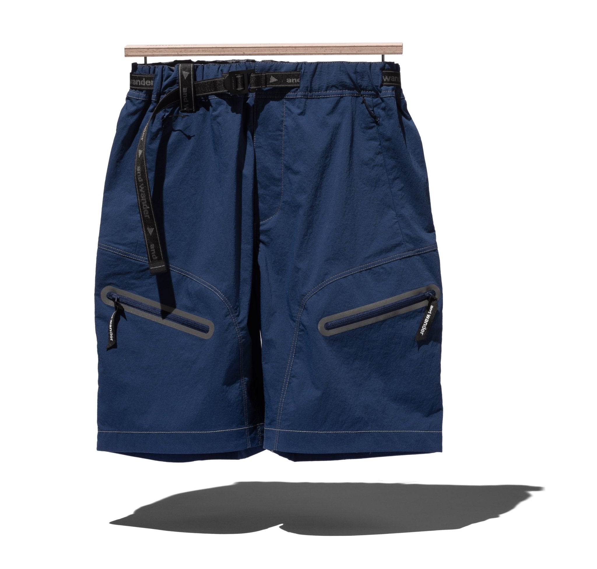Light hike short pants – WORDS SOUNDS COLORS & SHAPES