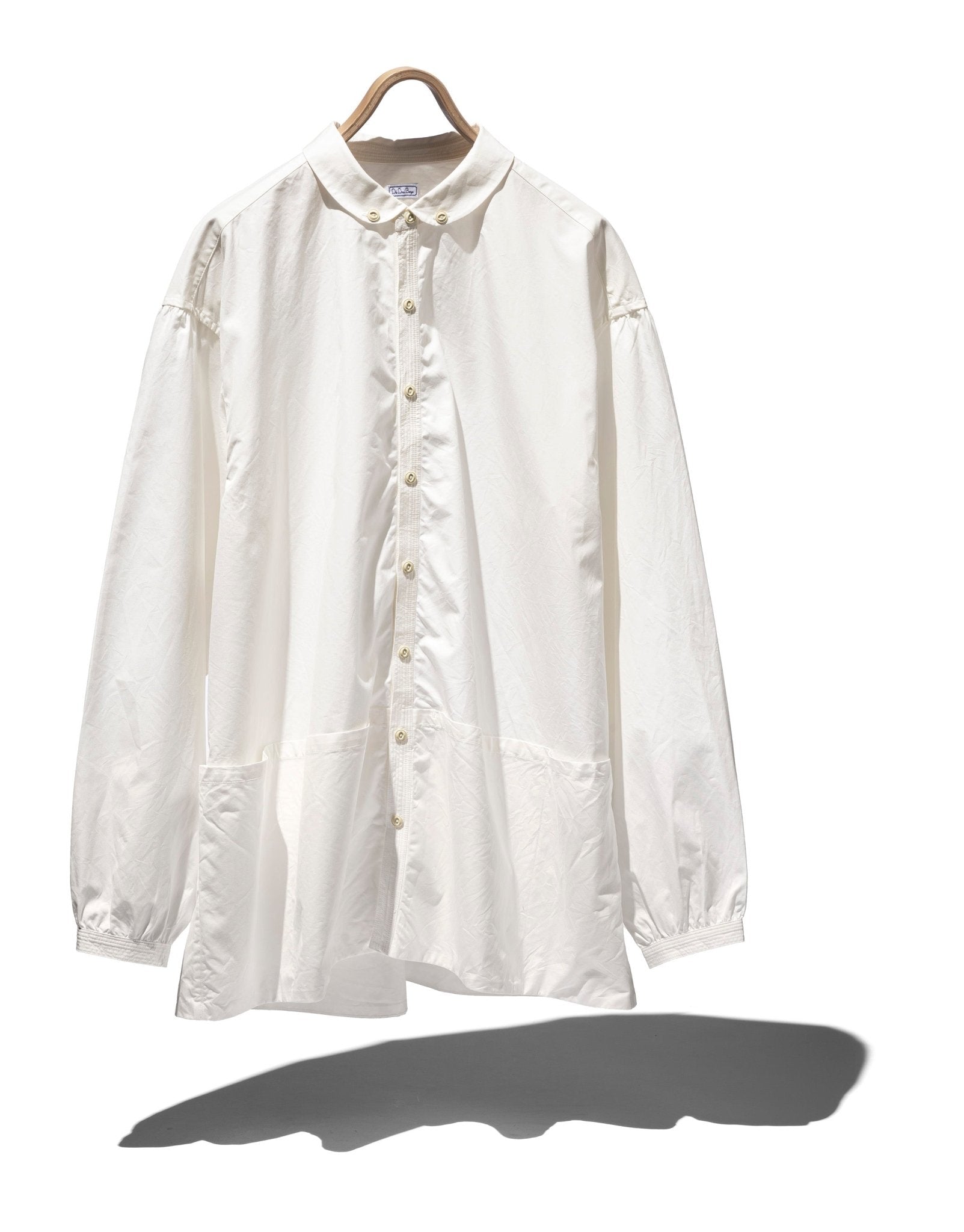 Multi - pocket White Shirt - DIE DREI BERGE