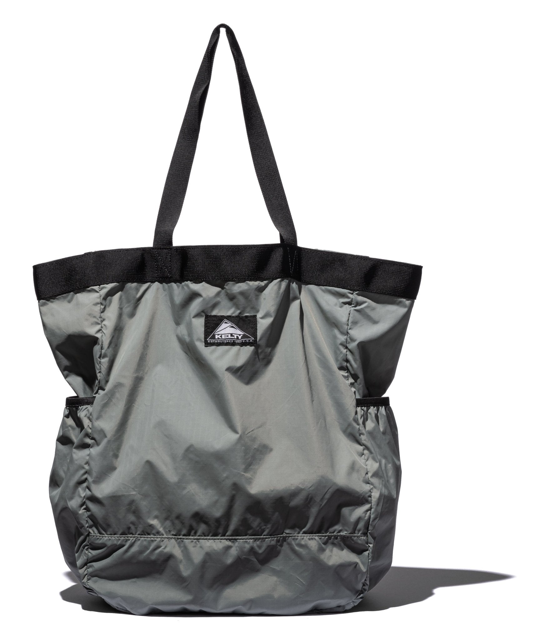 PACKABLE POCKET TOTE 30L – WORDS SOUNDS COLORS & SHAPES