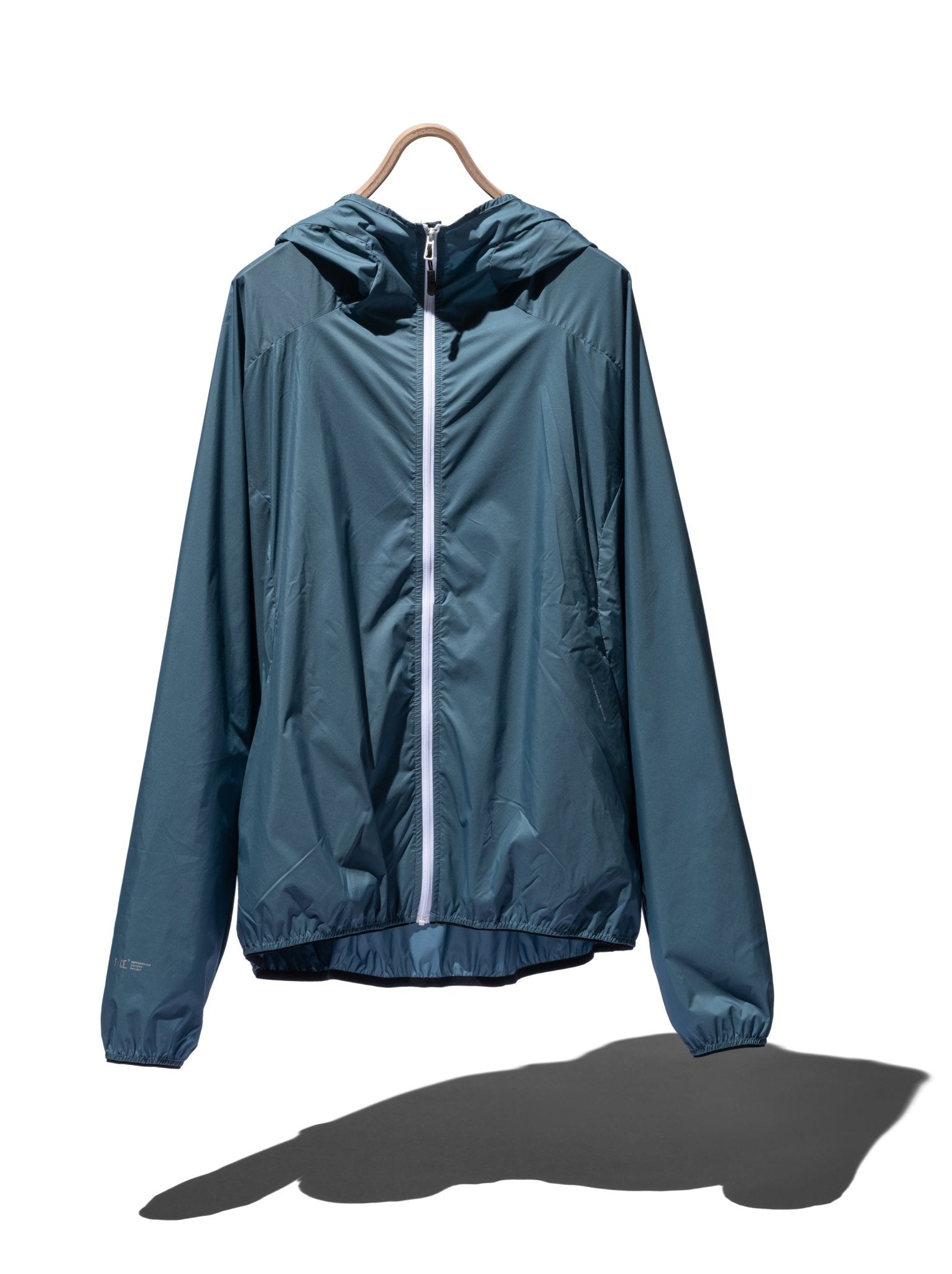 WATERPROOF STOWABLE JACKET - F/CE