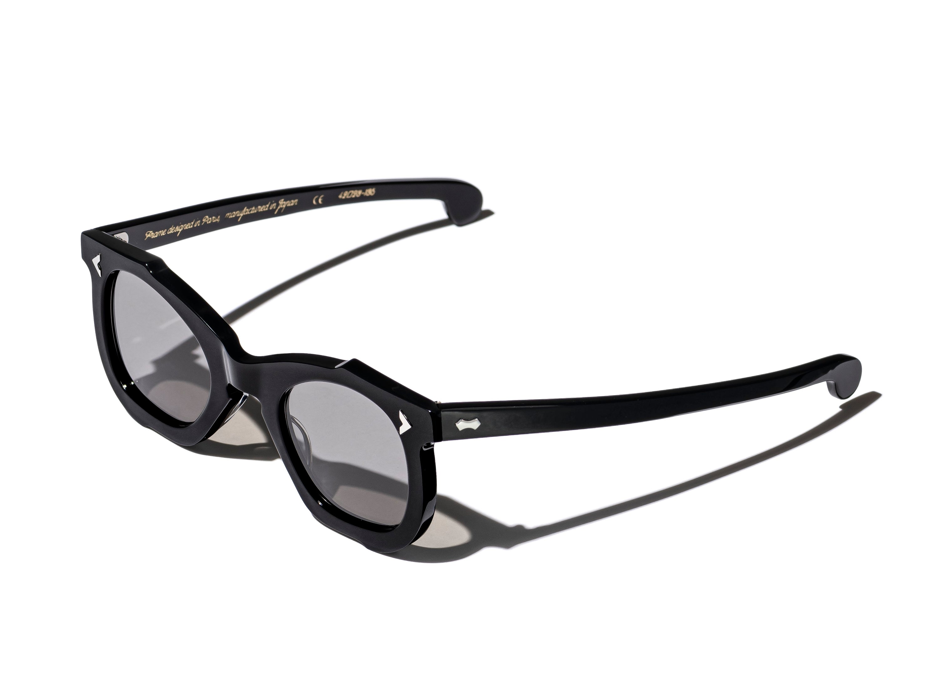 RT02 SUNGLASSES (BLACK / GREY LENSES)