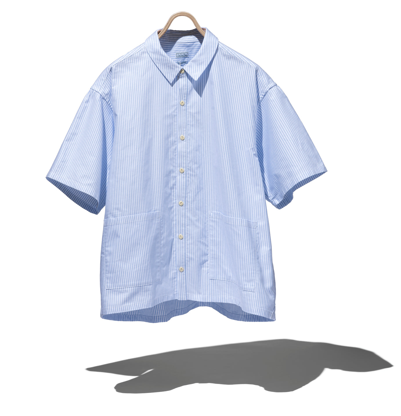 HALF SLEEVE BOX-SHAPED SHIRT – WORDS SOUNDS COLORS & SHAPES