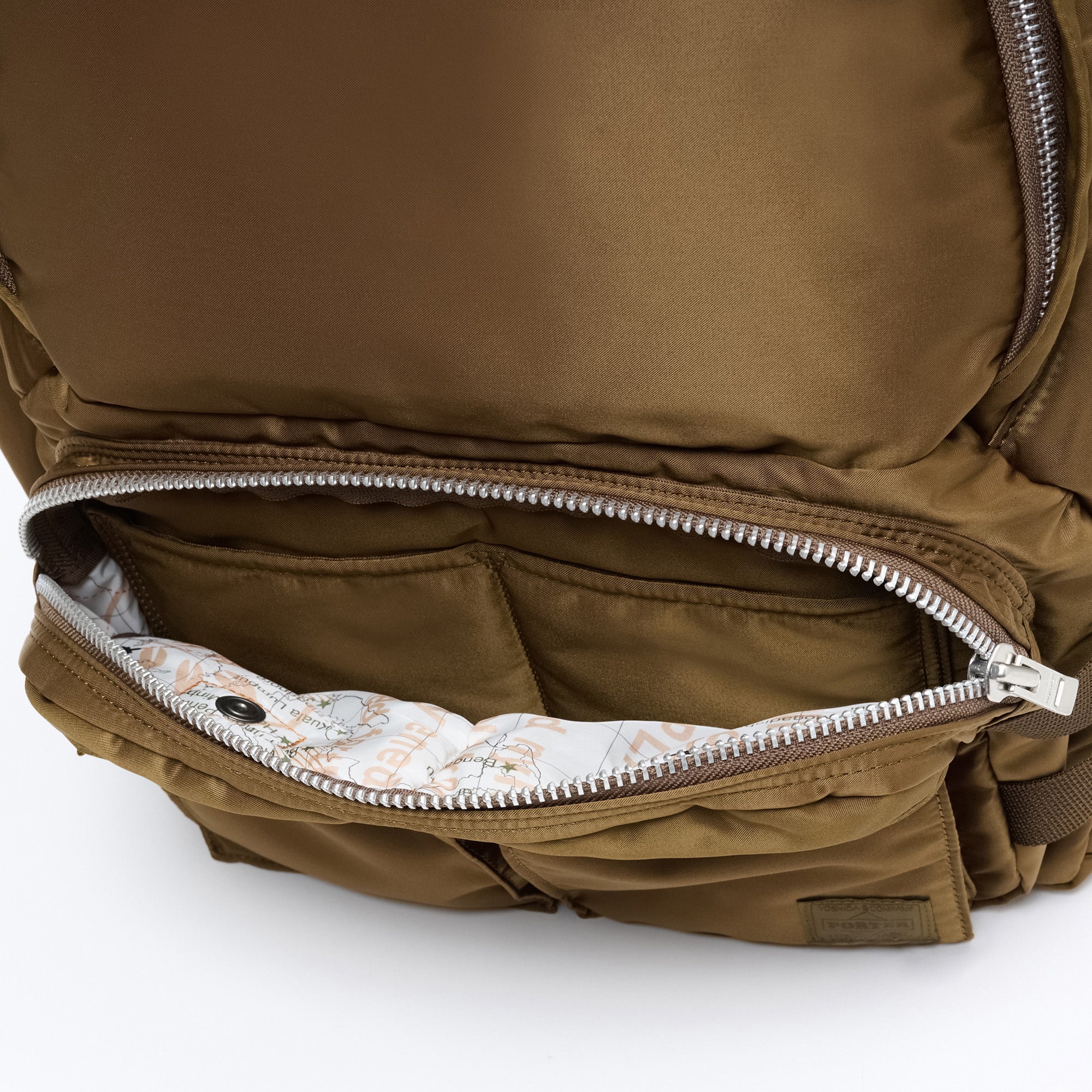 TANKER COYOTE DAYPACK(L)