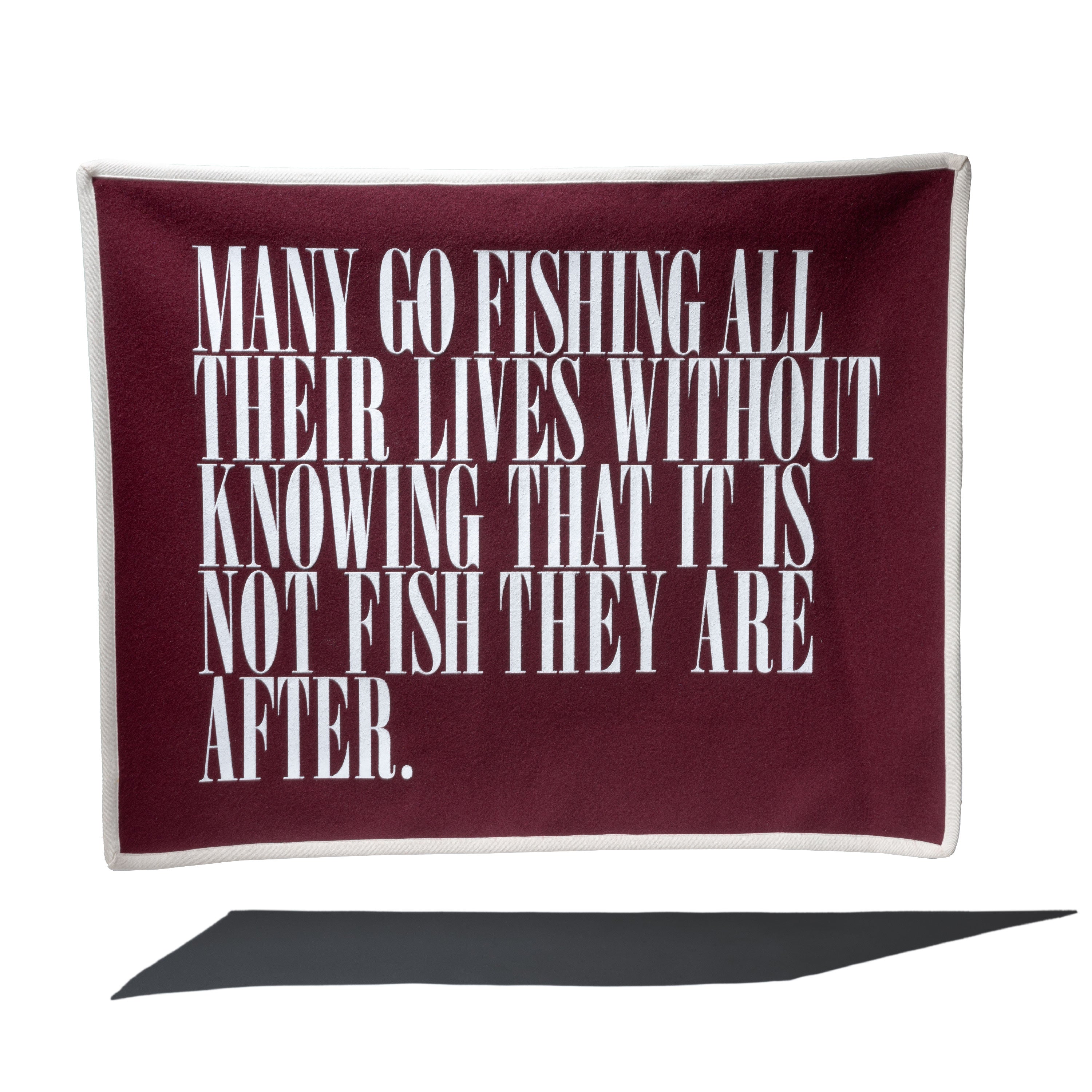 FLAG "MANY GO FISHING"