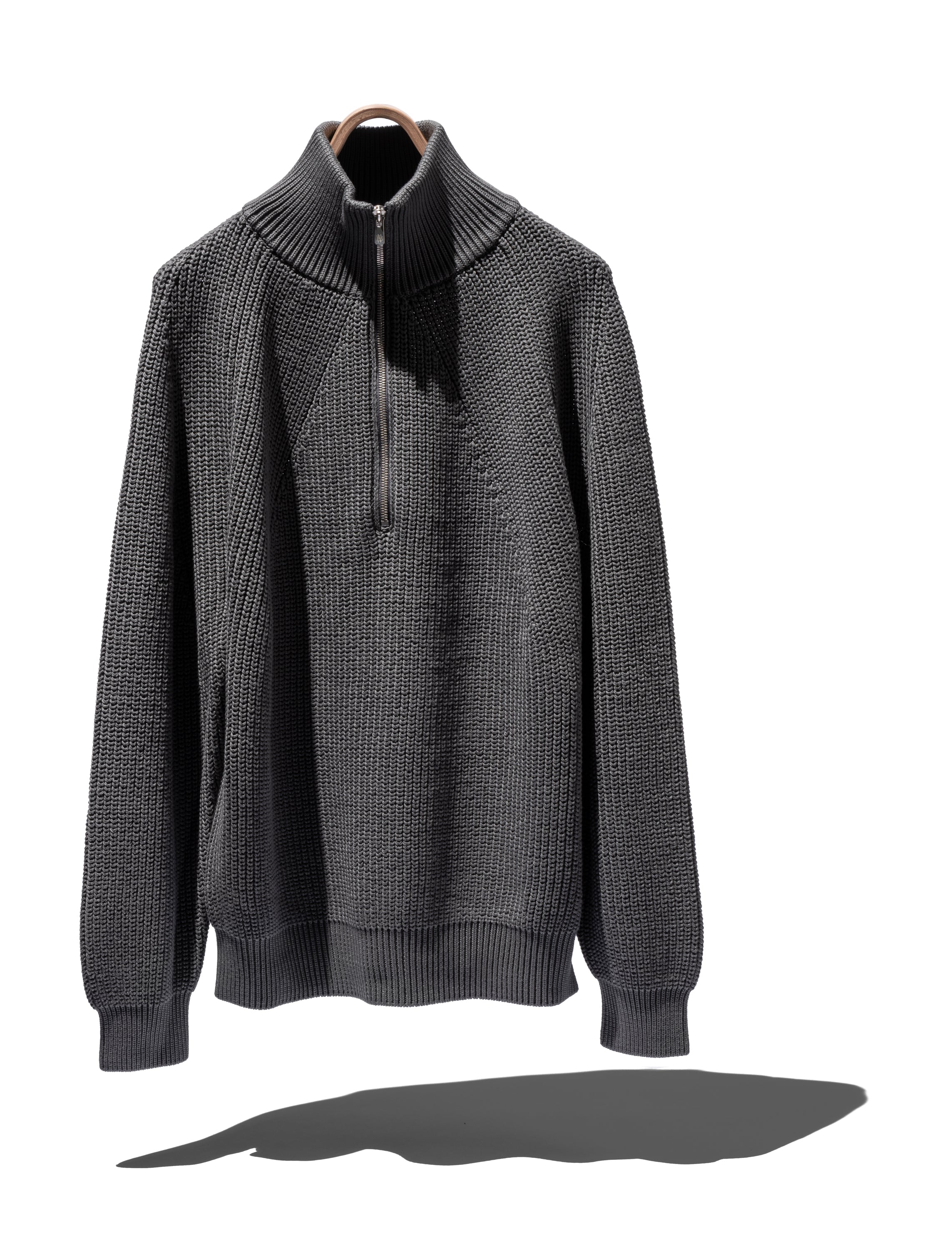 SIGNATURE HALF ZIP