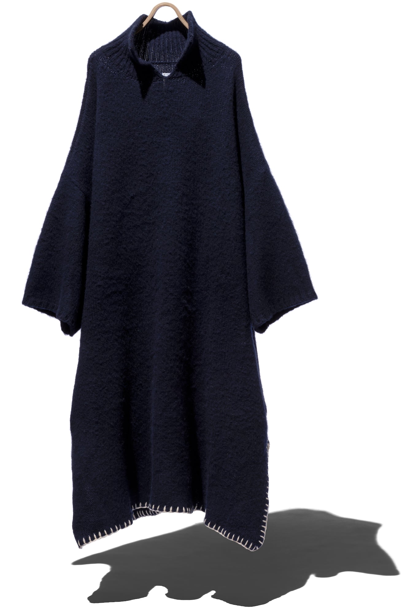 BIG KNIT PONCHO