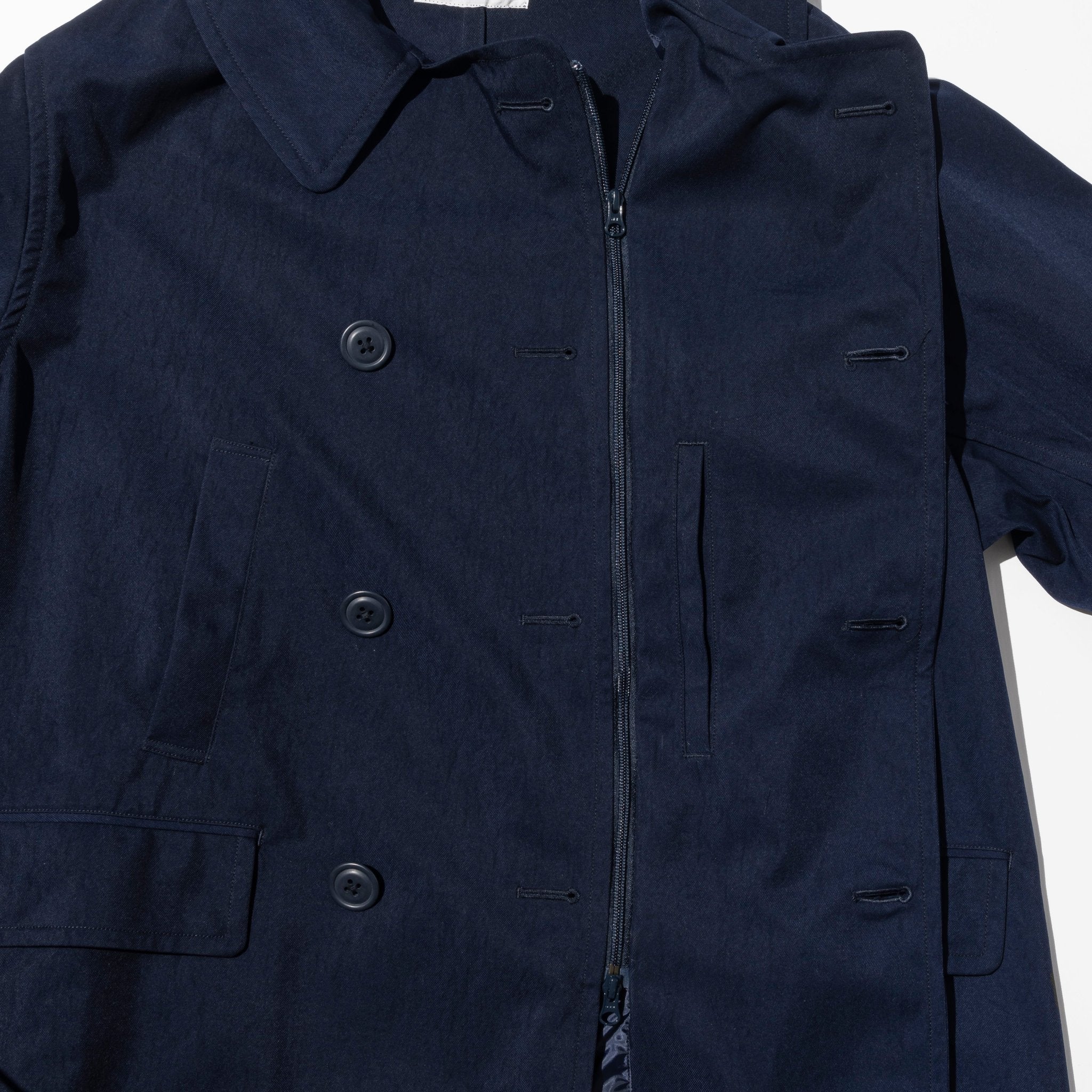 A COAT - MOUNTAIN RESEARCH