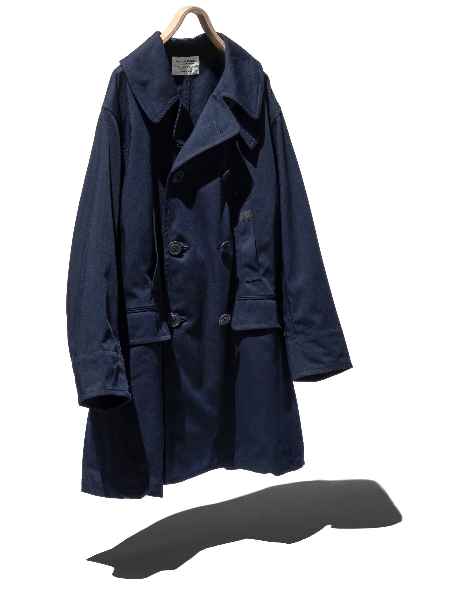 A COAT - MOUNTAIN RESEARCH