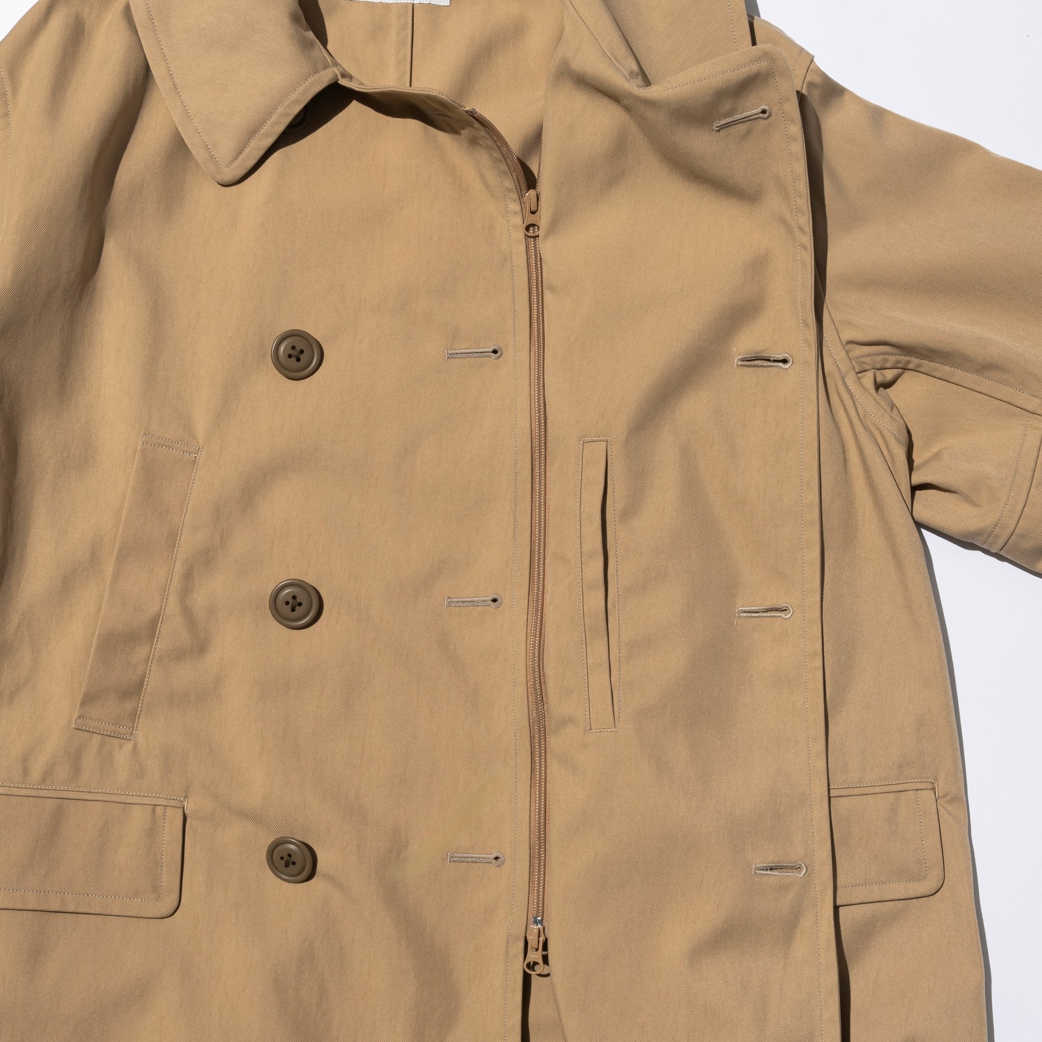 A COAT - MOUNTAIN RESEARCH