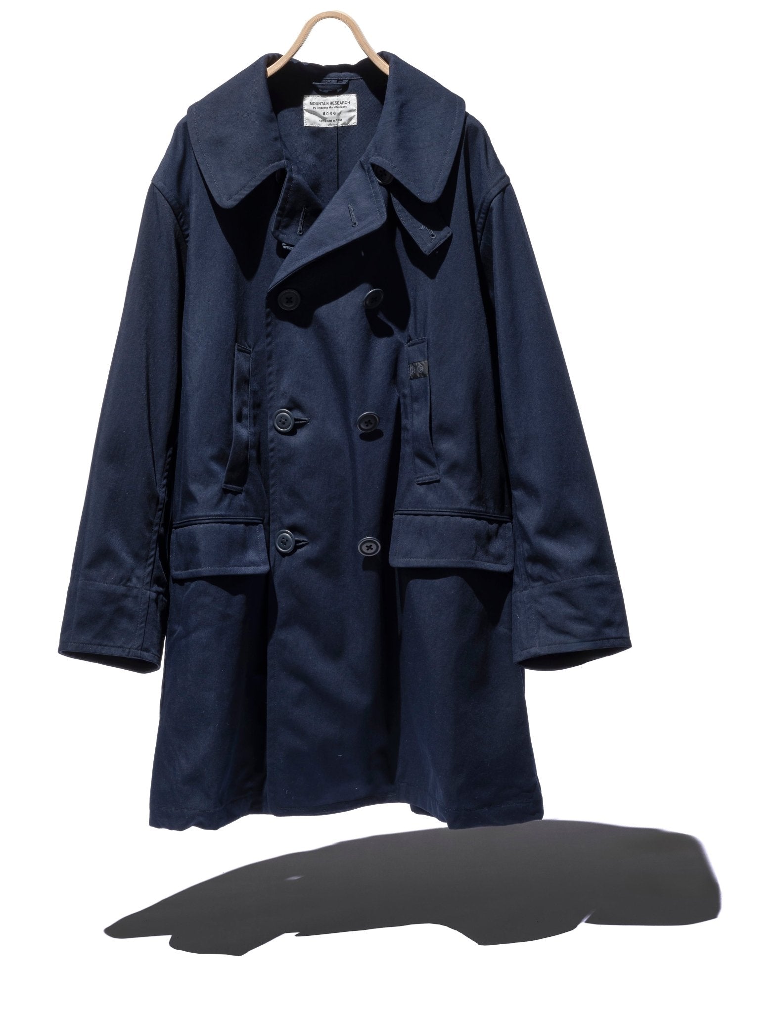 A COAT - MOUNTAIN RESEARCH