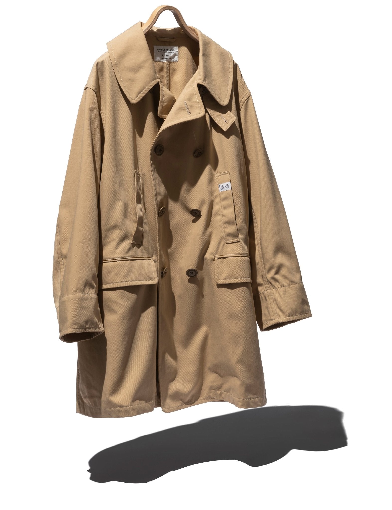 A COAT - MOUNTAIN RESEARCH
