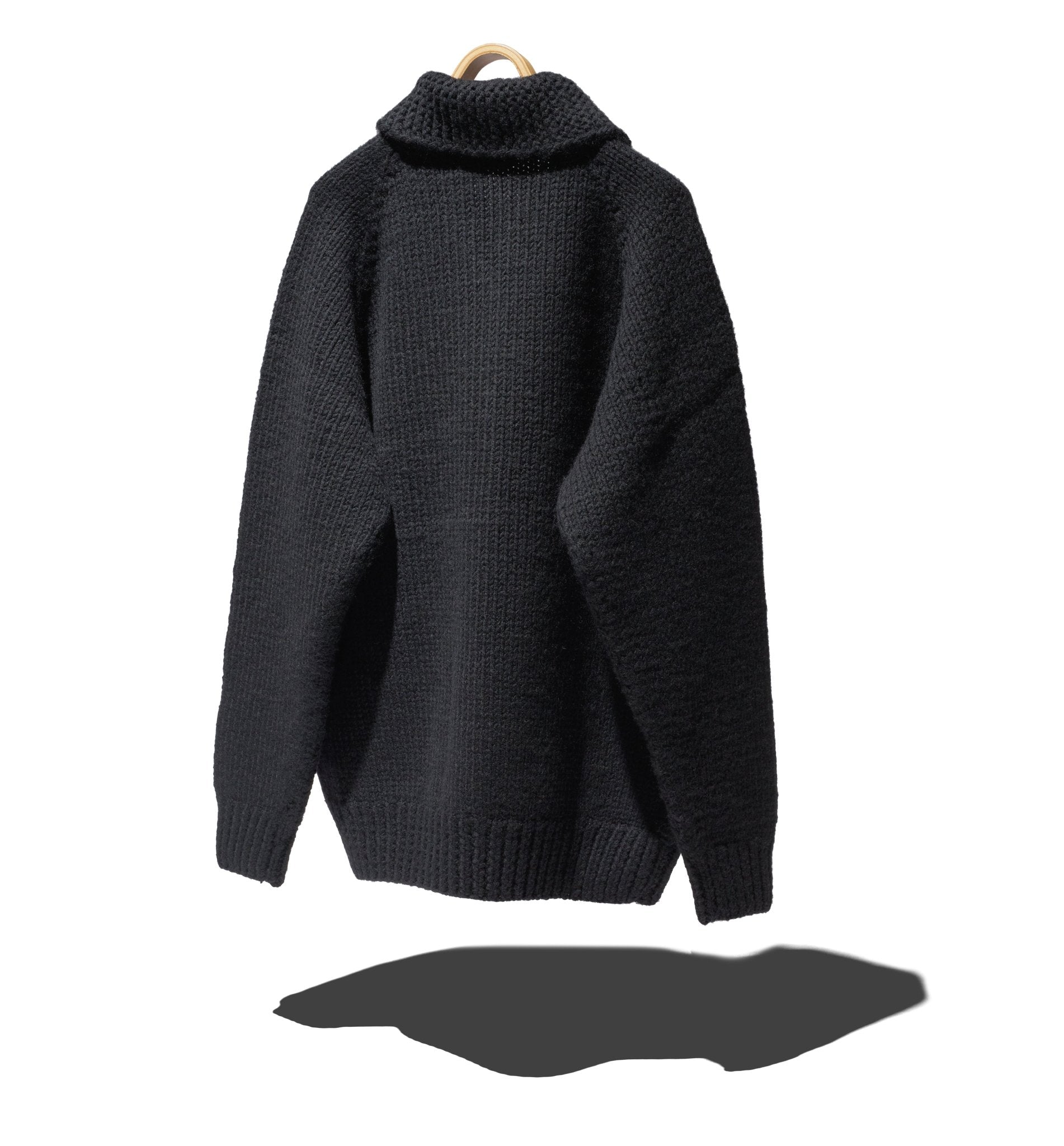 ADVENTURER HAND - KNIT COWICHAN SWEATER WOOL YARN - NONNATIVE