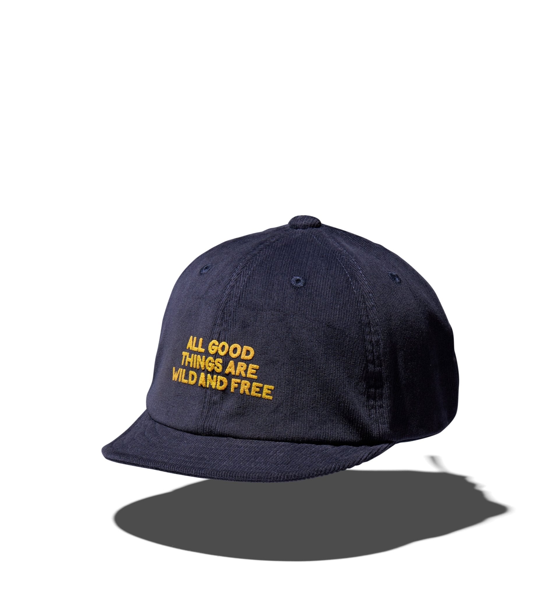 "ALL GOOD THINGS ARE WILD AND FREE" CAP - DIE DREI BERGE