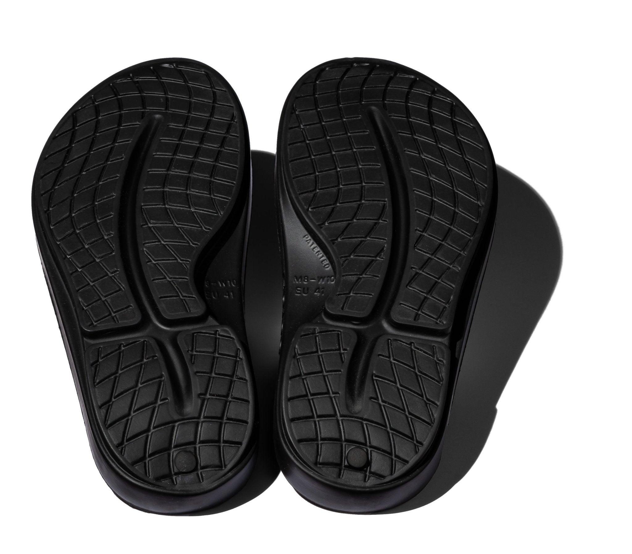 AND WANDER x OOFOS - OOahh recovery sandal - AND WANDER
