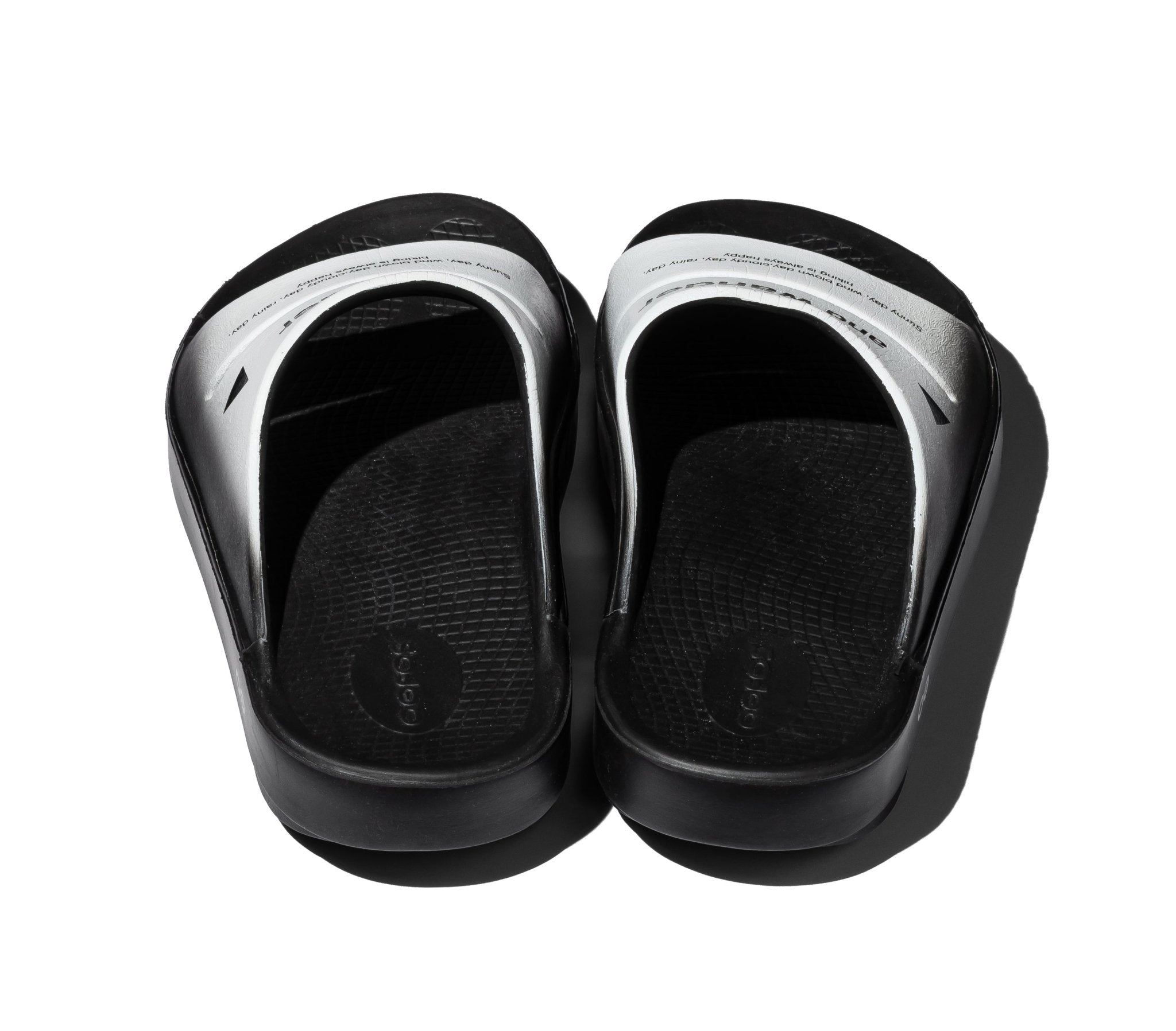 AND WANDER x OOFOS - OOahh recovery sandal - AND WANDER