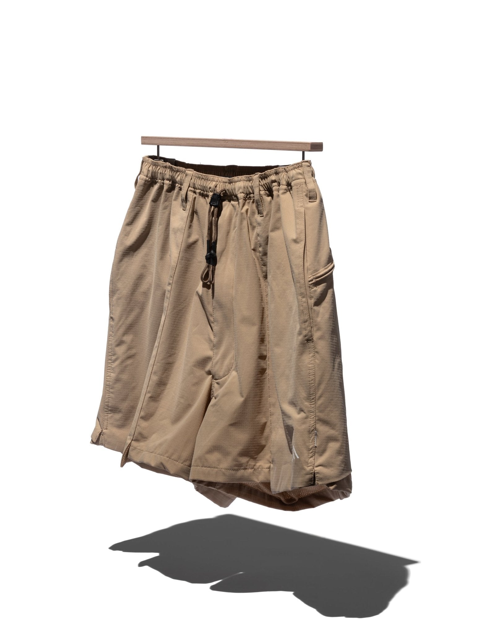 BUG SHORTS - COMFY OUTDOOR GARMENT