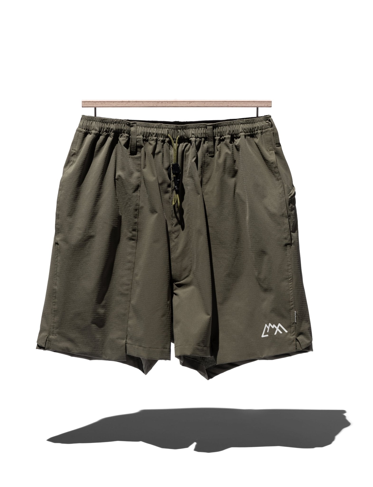 COMFY OUTDOOR GARMENT – WORDS SOUNDS COLORS & SHAPES