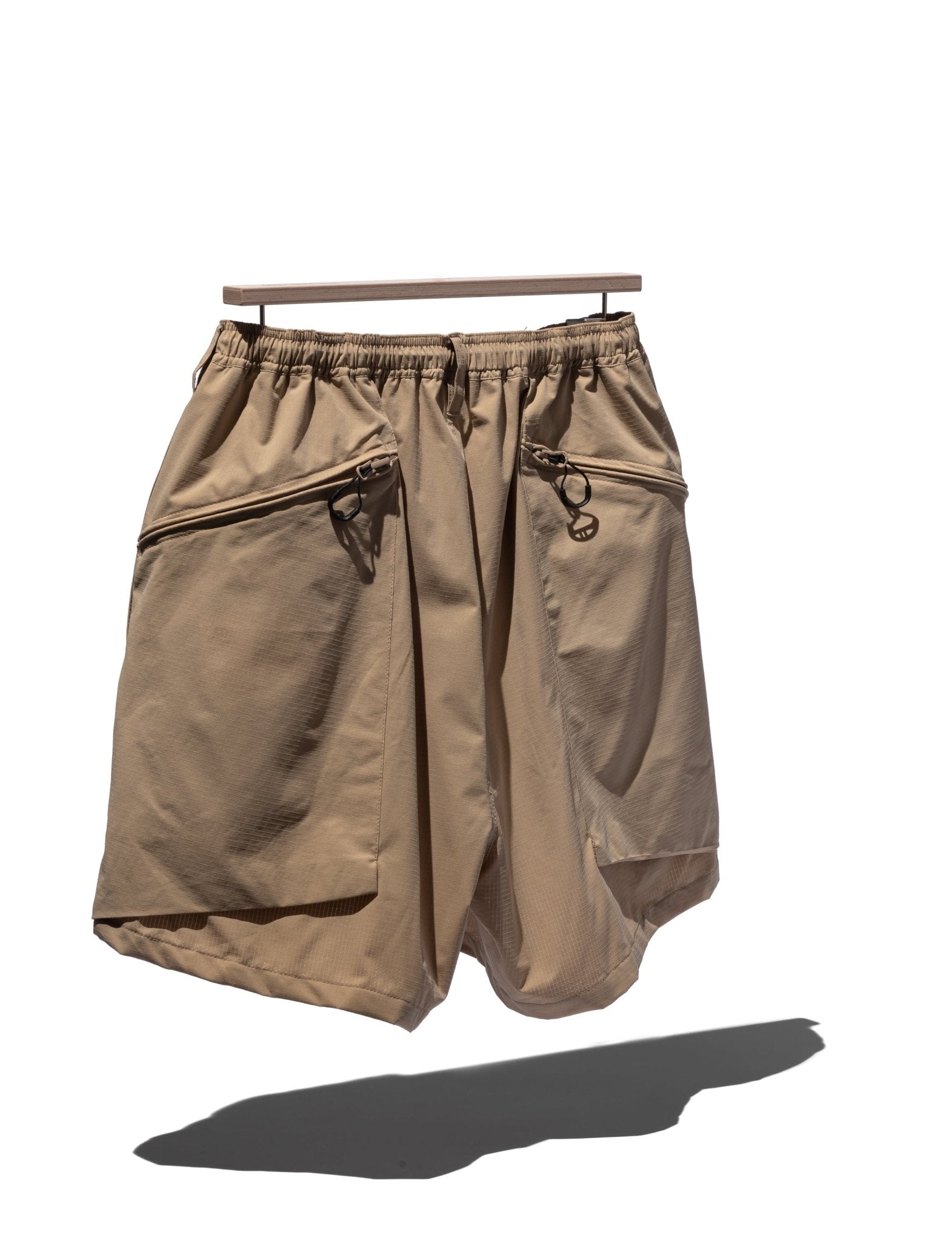 BUG SHORTS - COMFY OUTDOOR GARMENT