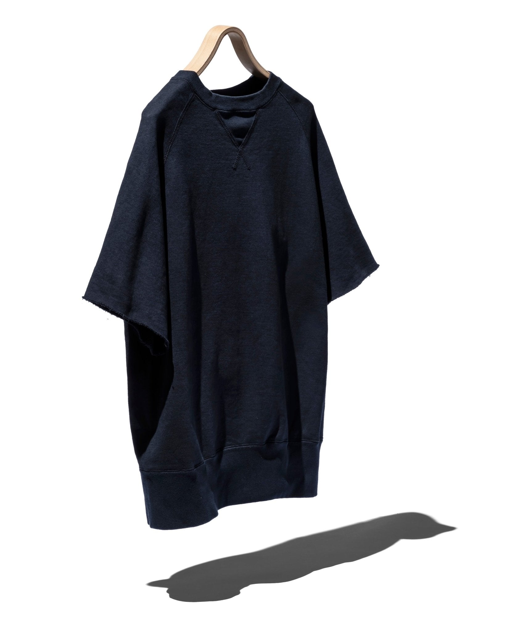 CLASSIC CREWNECK CUT - OFF GARMENT DYE - DIE DREI BERGE