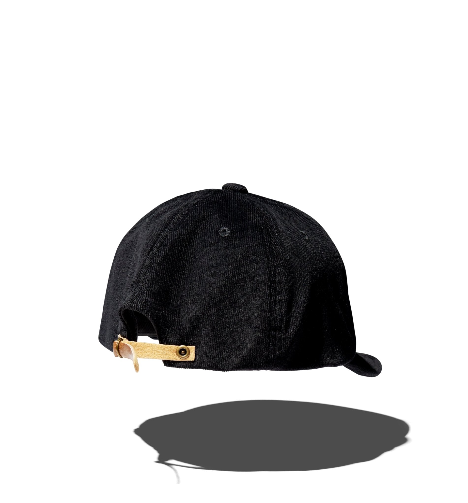 "DESIGN SUCKS" CAP - DIE DREI BERGE