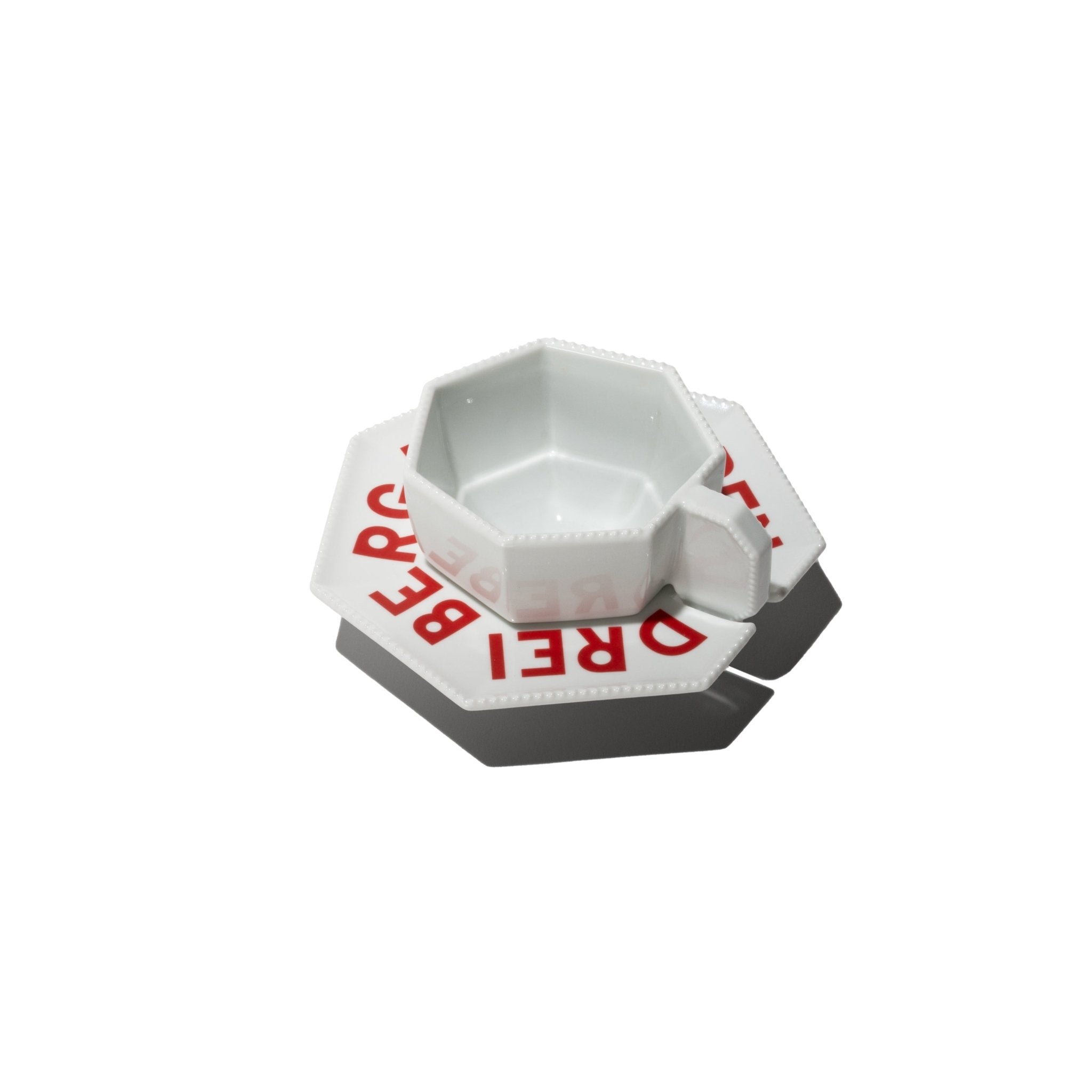 DREI BERGE HOTEL PORCELAIN CUP - DREI BERGE HOTEL