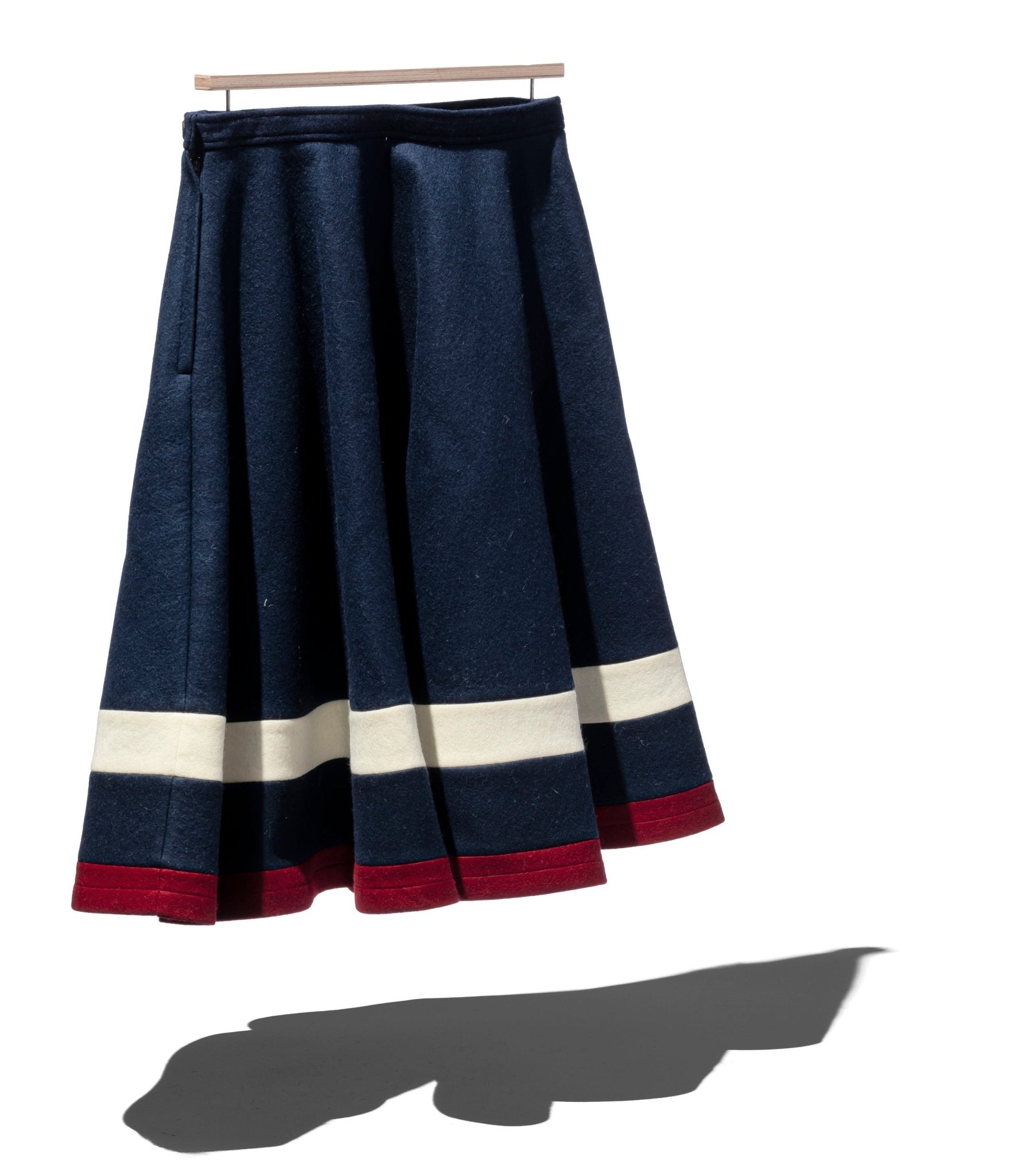 FINE WOOL FELT CIRCULAR SKIRT - DIE DREI BERGE