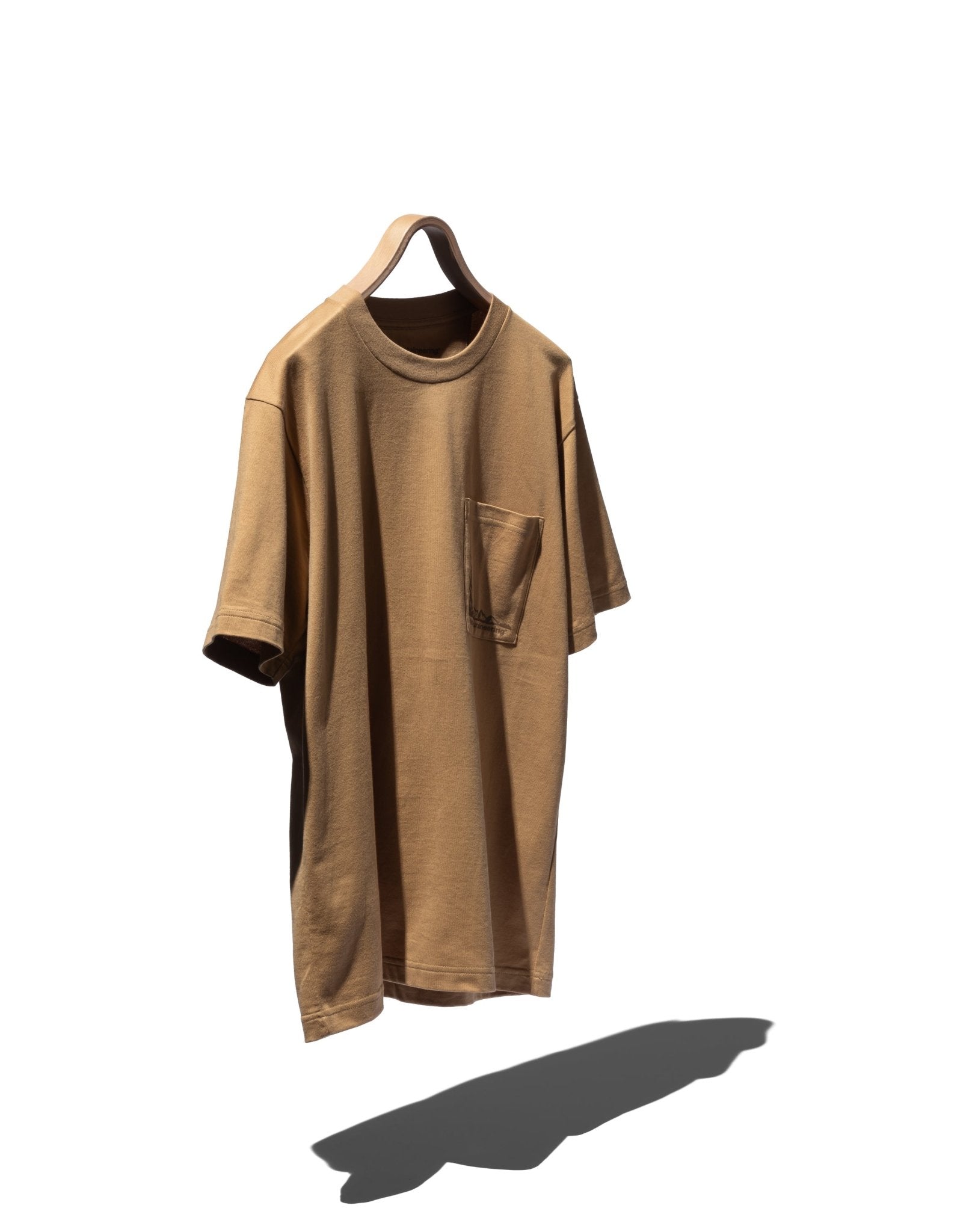 FOREST POCKET T - SHIRT - WHITE MOUNTAINEERING
