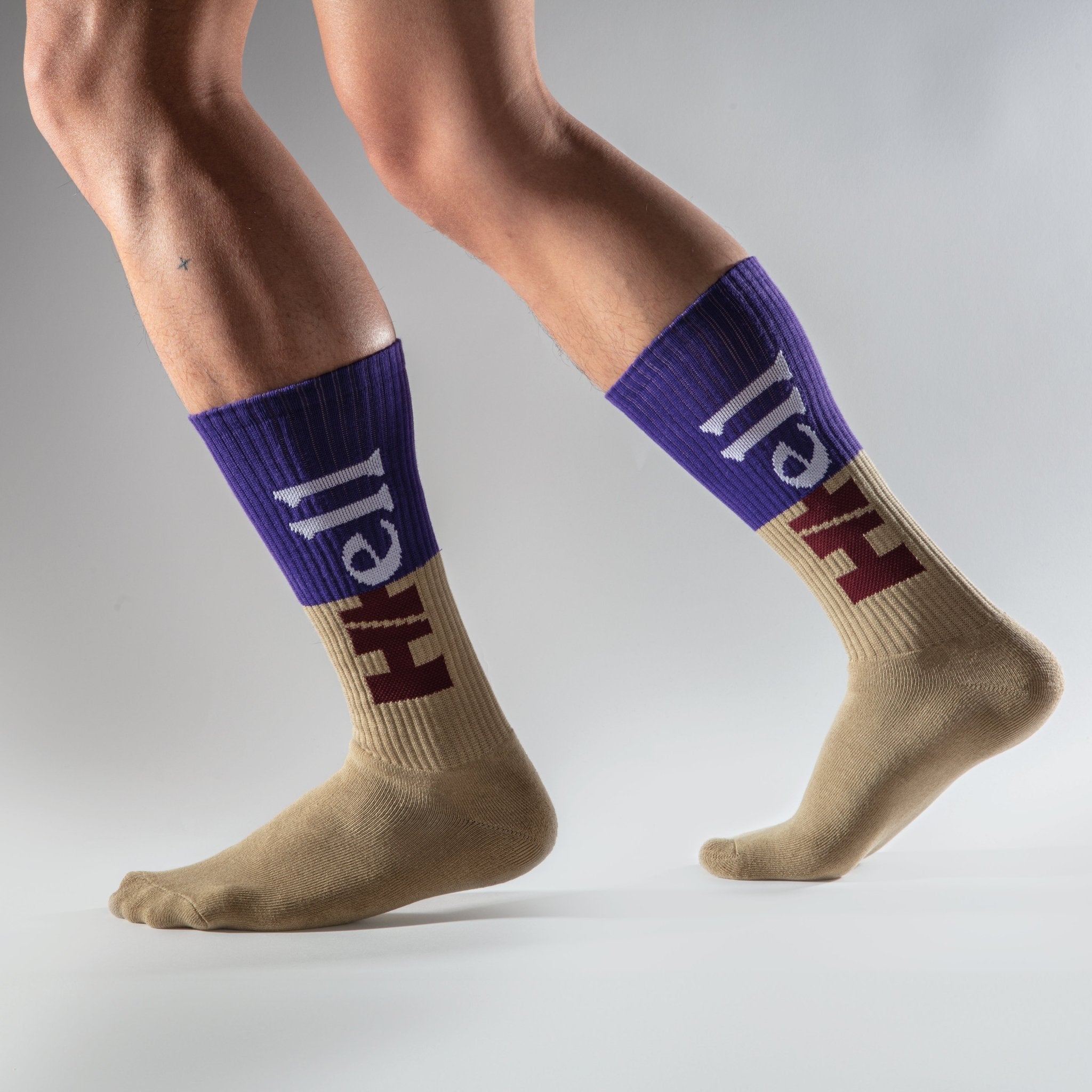 Han Han Socks – WORDS SOUNDS COLORS & SHAPES