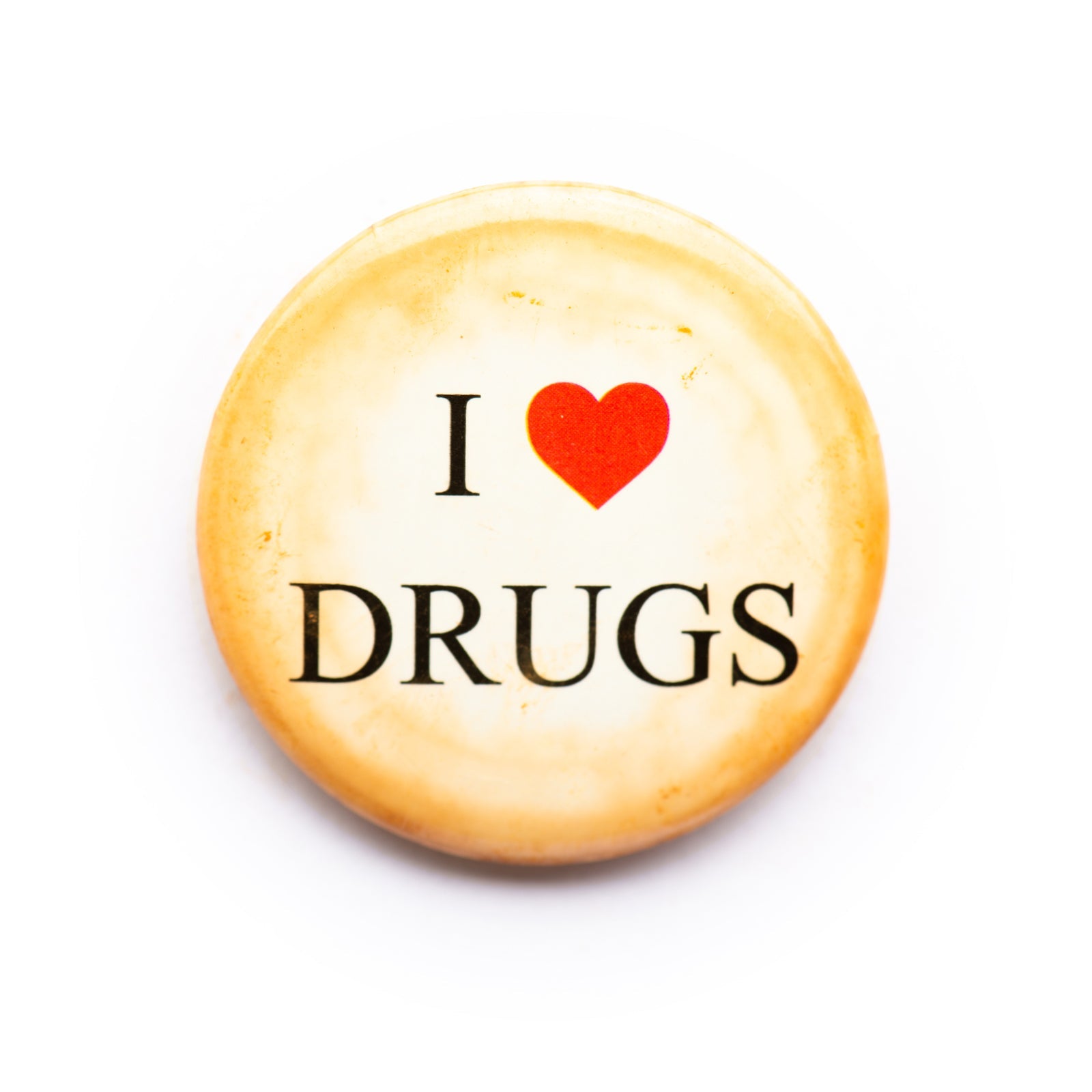 "I <3 Dr*gs" button pin - RADICAL MEDIA ARCHIVE