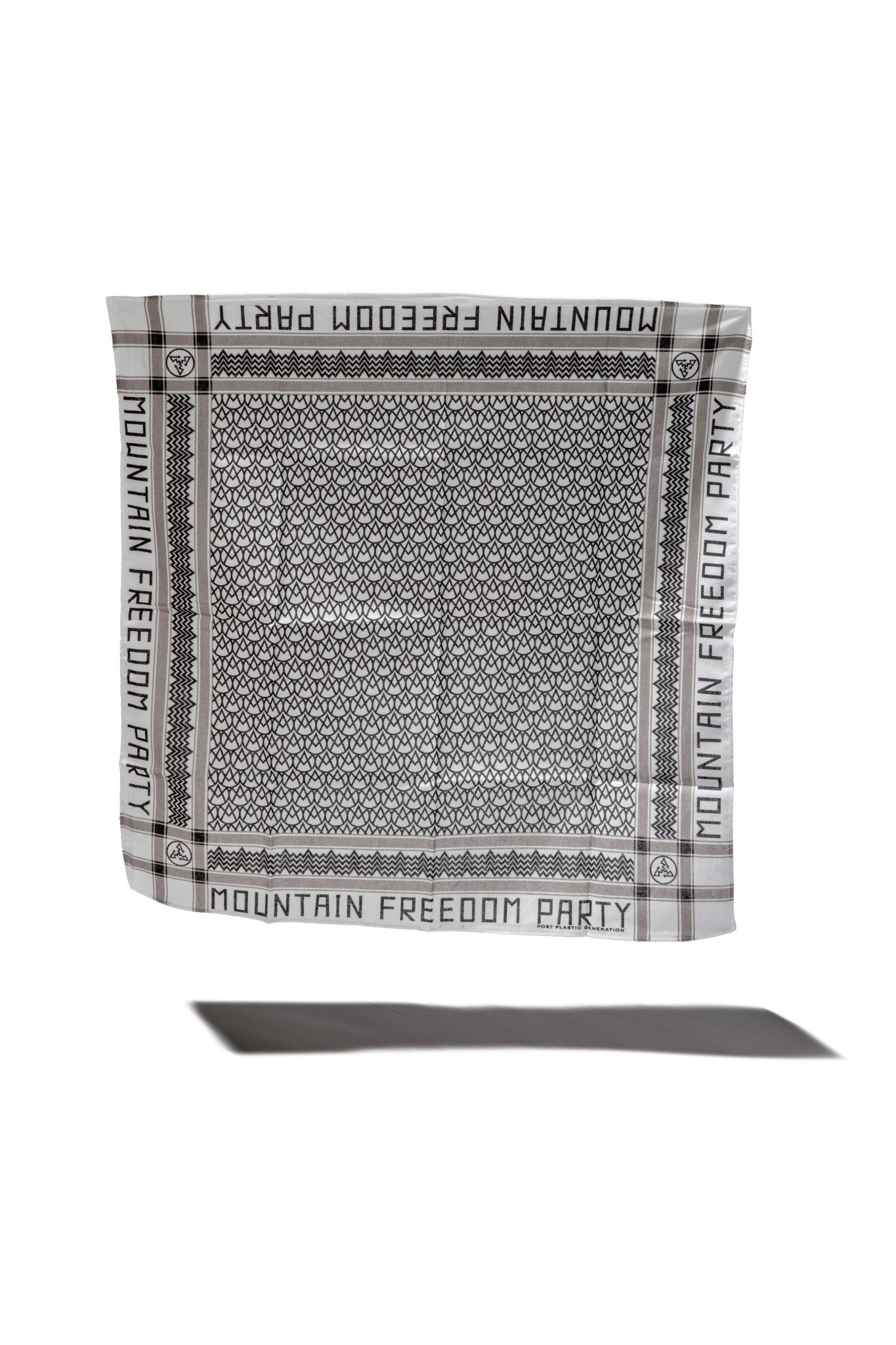 MOUNTAIN FREEDOM PARTY BANDANA - A YOUNG HIKER