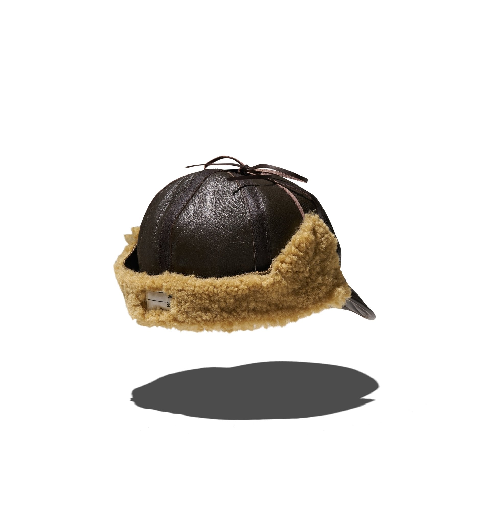 MOUTON FLIGHT CAP - NEXUS VII