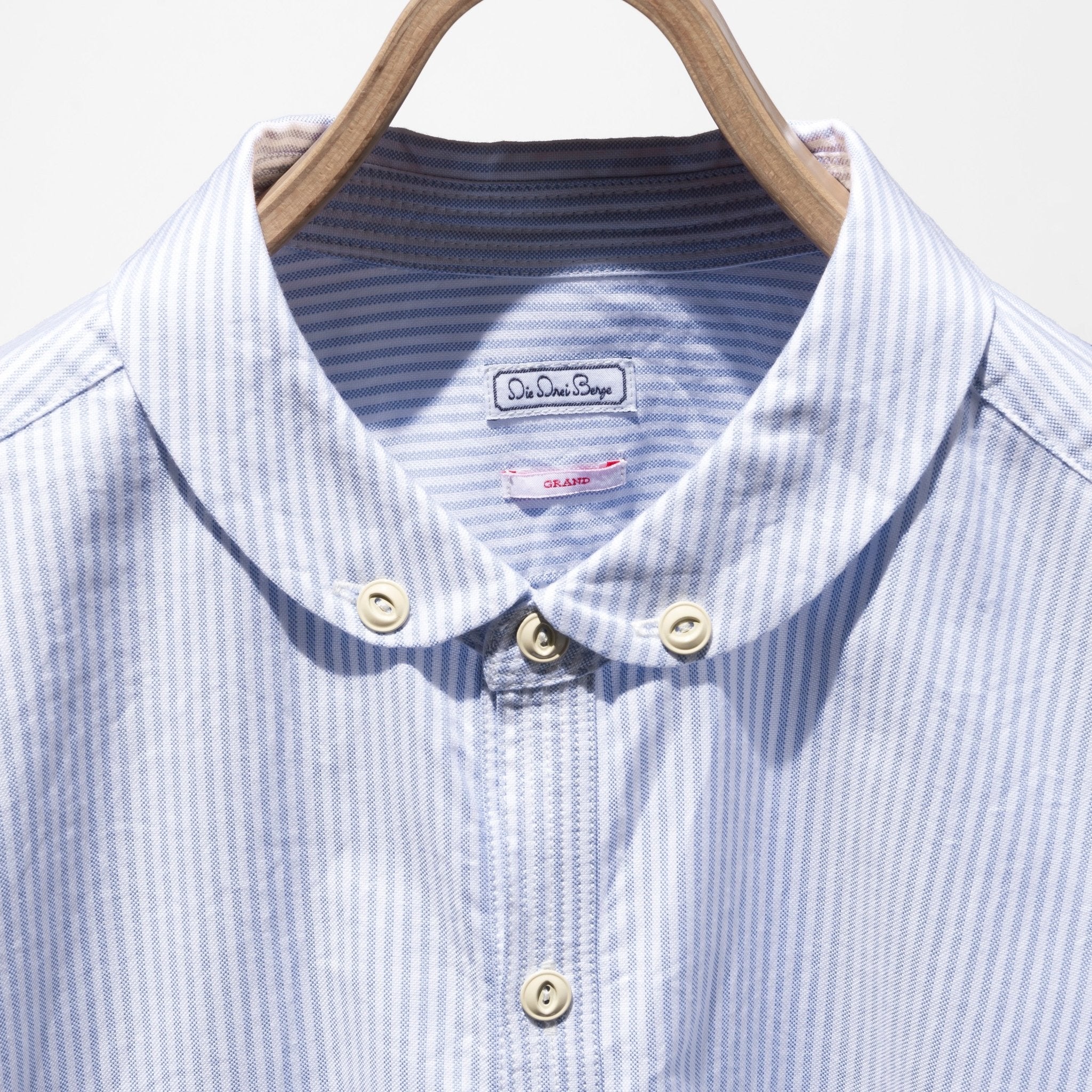 Multi - pocket Blue Shirt - DIE DREI BERGE