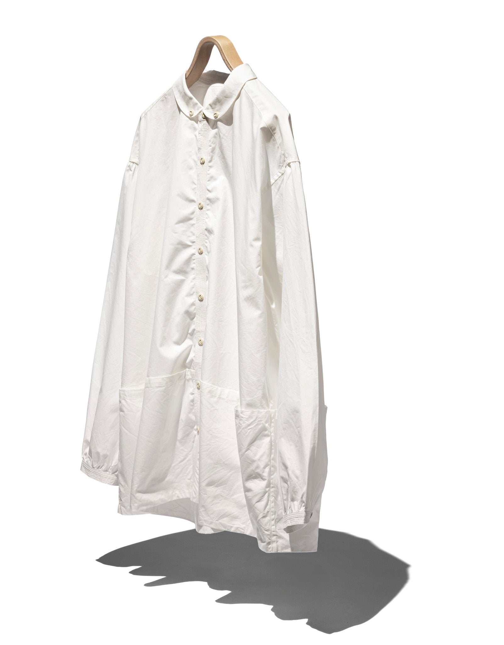 Multi - pocket White Shirt - DIE DREI BERGE
