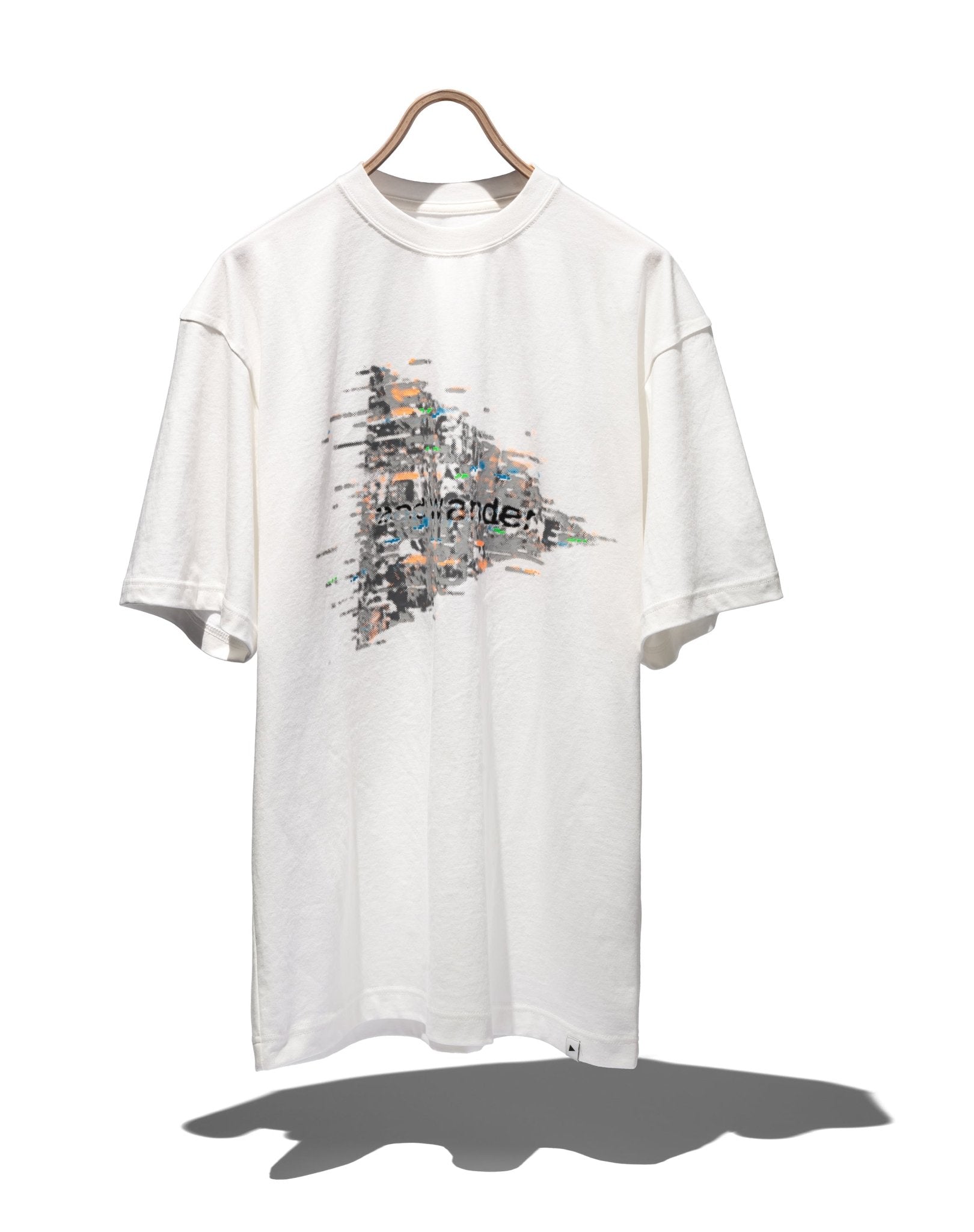 noizy logo printed T - AND WANDER