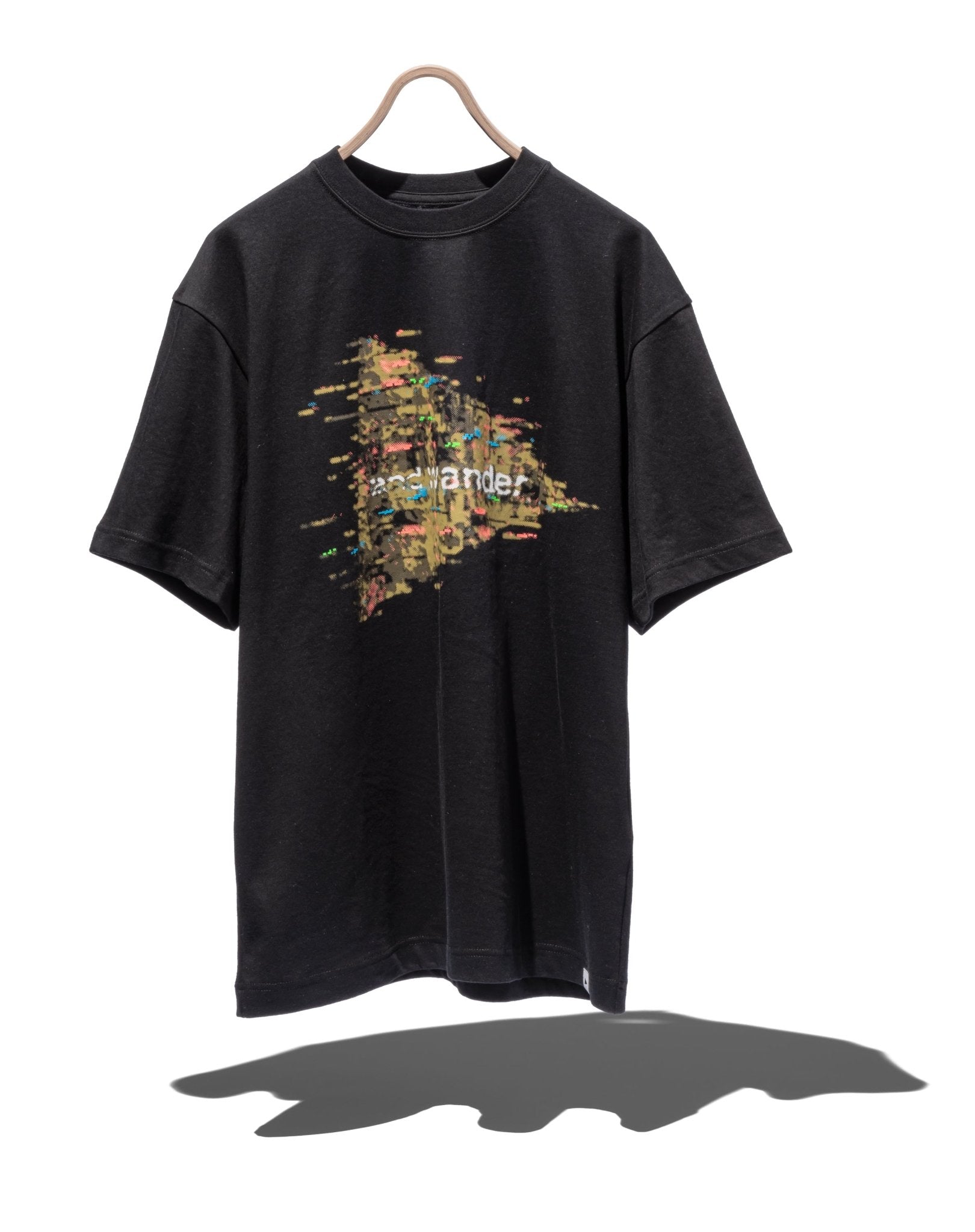 noizy logo printed T - AND WANDER