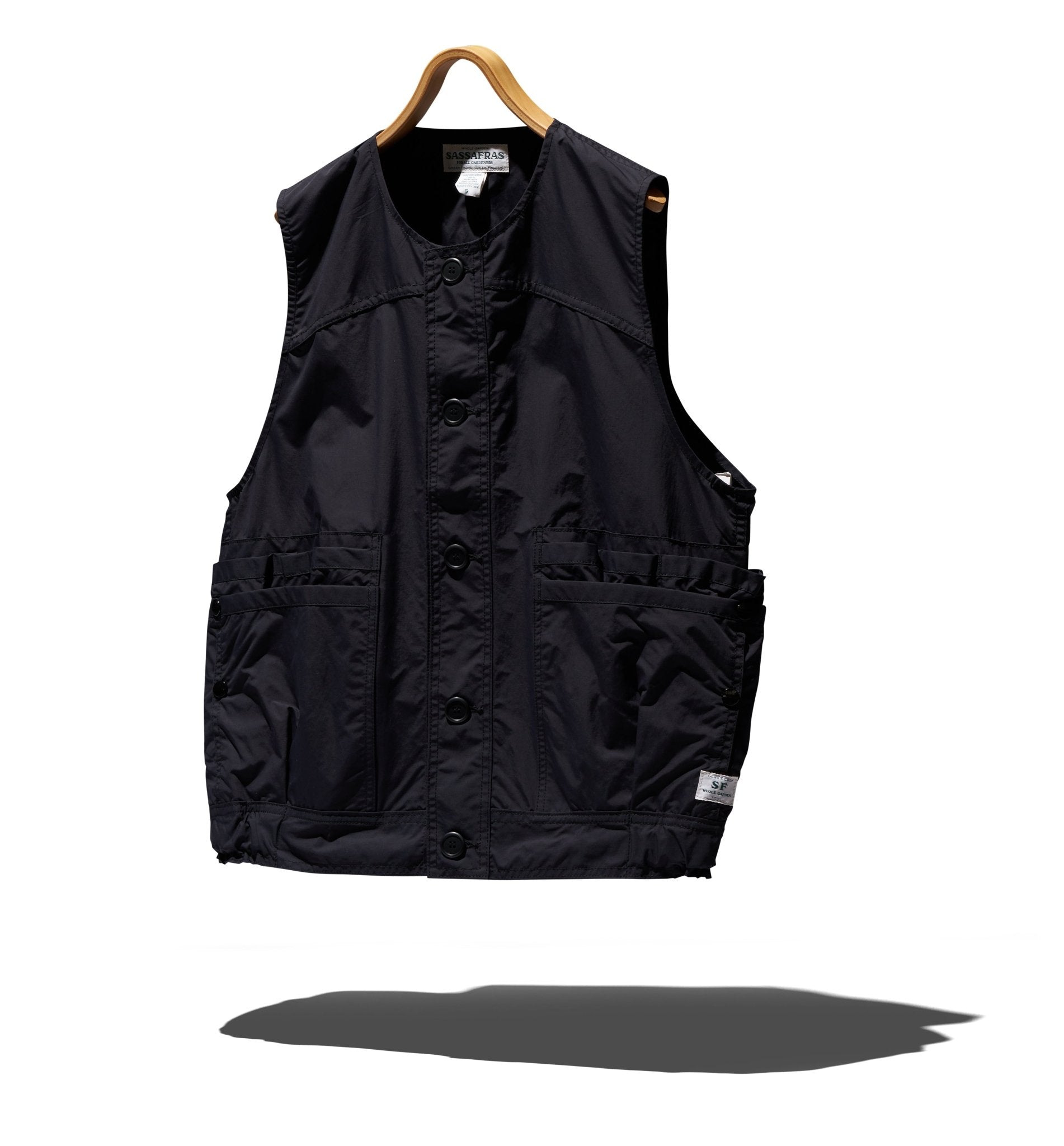 SASSAFRAS Overgrown Hiker Vest ベスト　S Sassafras Overgrown Hiker Vest | Words Sounds Colors & Shapes