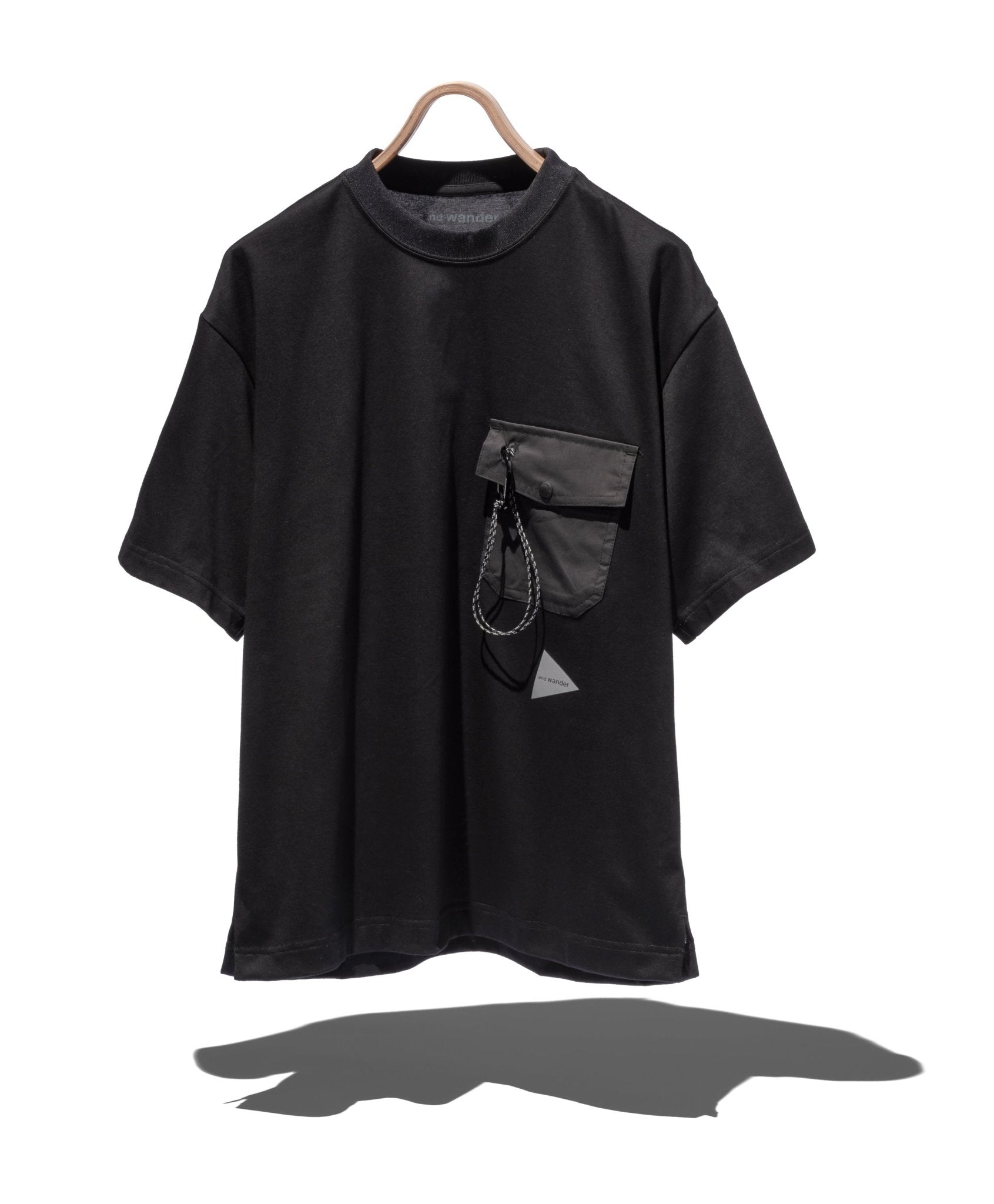pocket T - AND WANDER