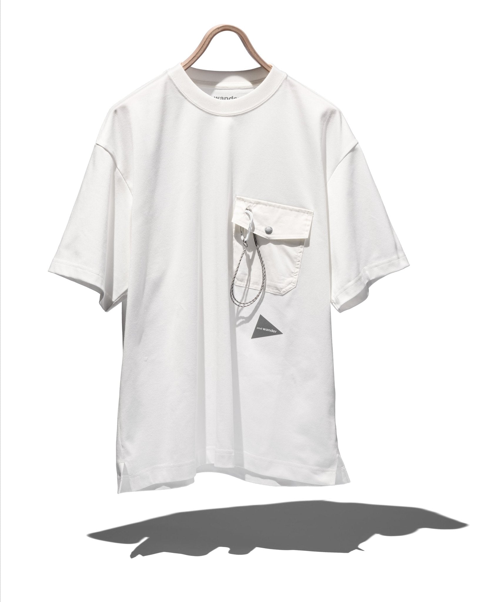 pocket T - AND WANDER
