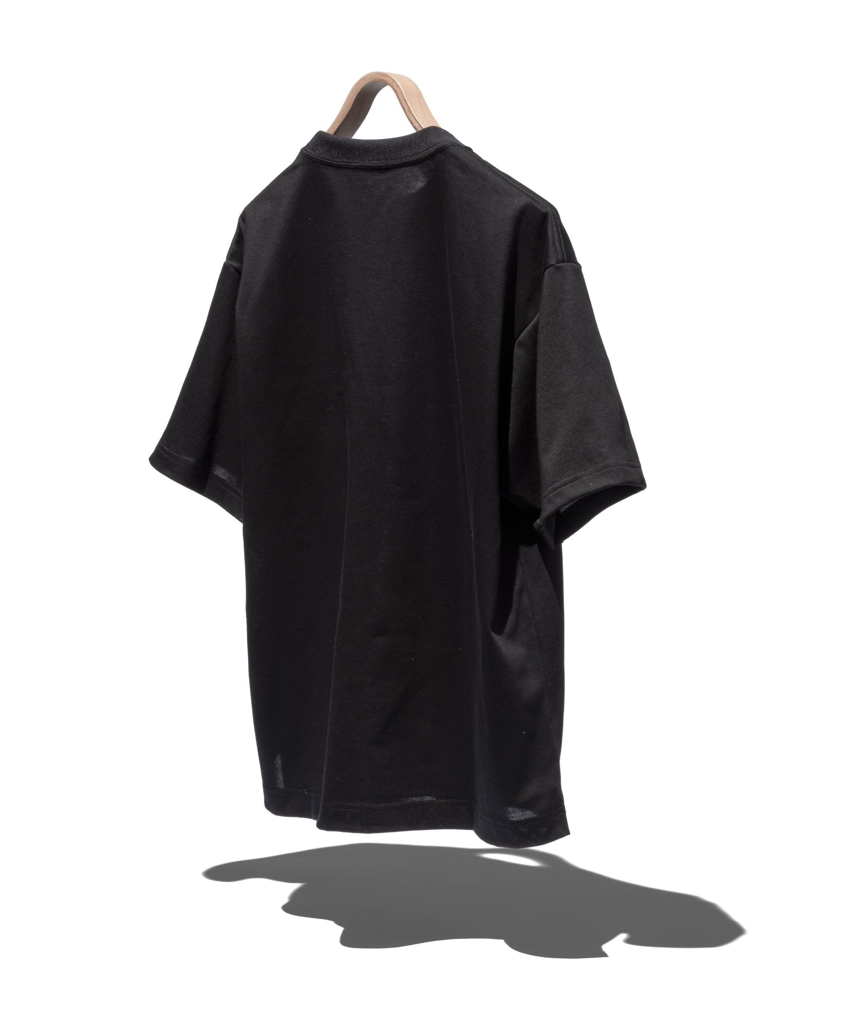 pocket T - AND WANDER