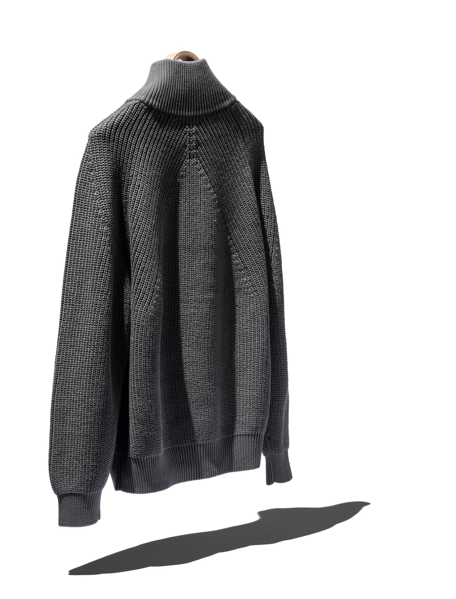 SIGNATURE HALF ZIP – WORDS SOUNDS COLORS & SHAPES