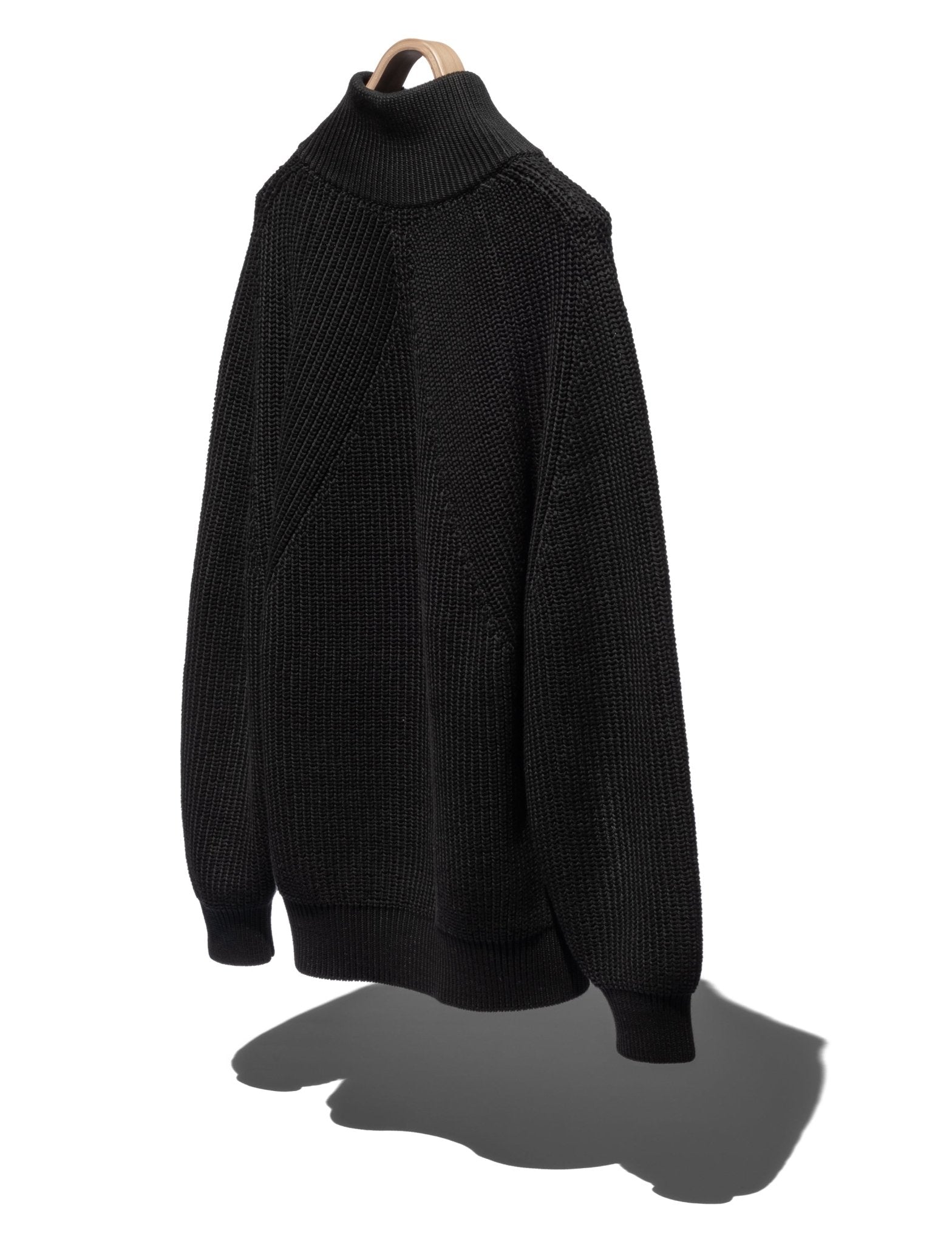 SIGNATURE HALF ZIP – WORDS SOUNDS COLORS & SHAPES