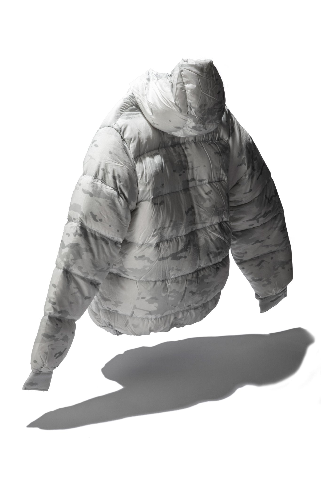 安い販売オンライン kluane mountaineering snap parka black 【公式通販】