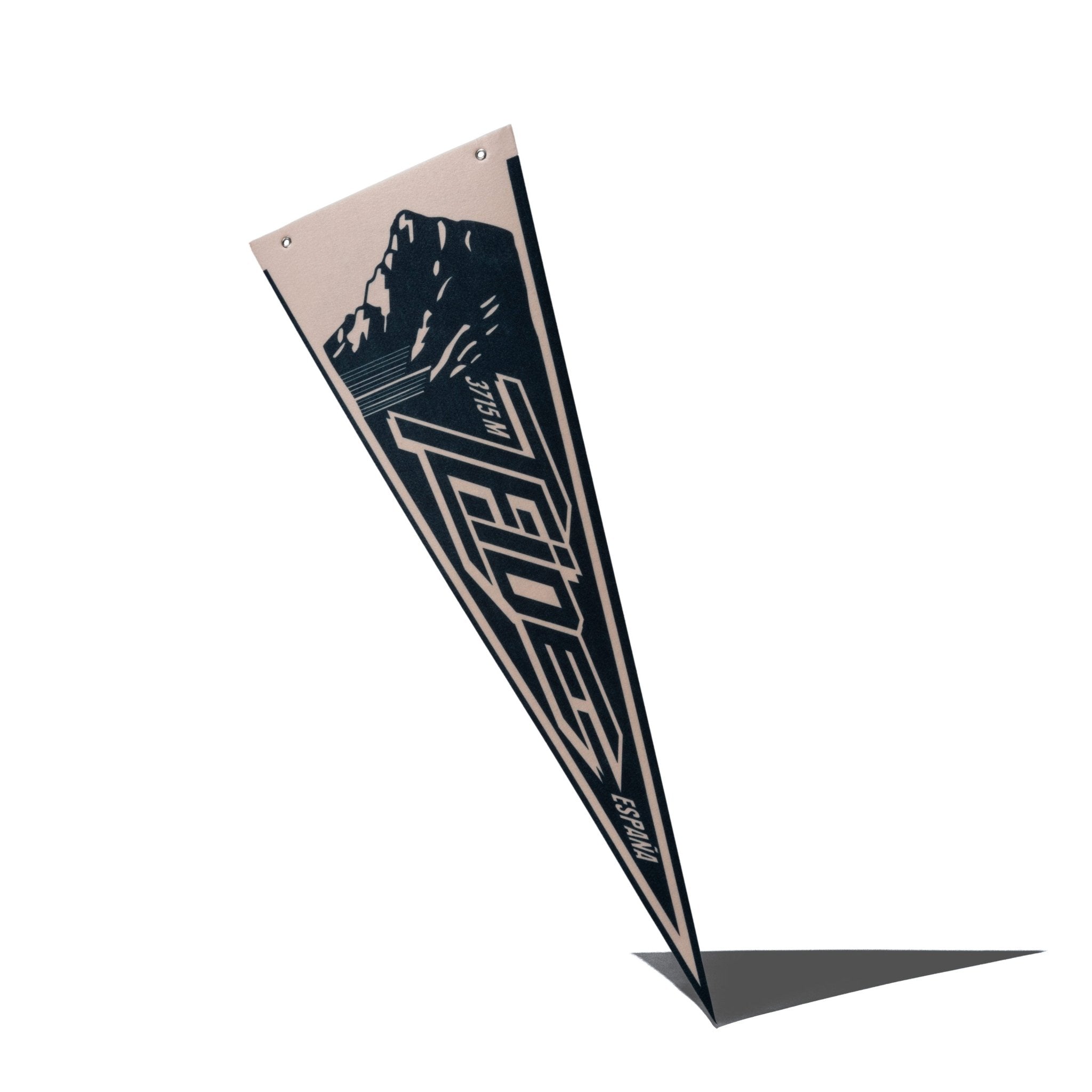 TEIDE PENNANT - A YOUNG HIKER