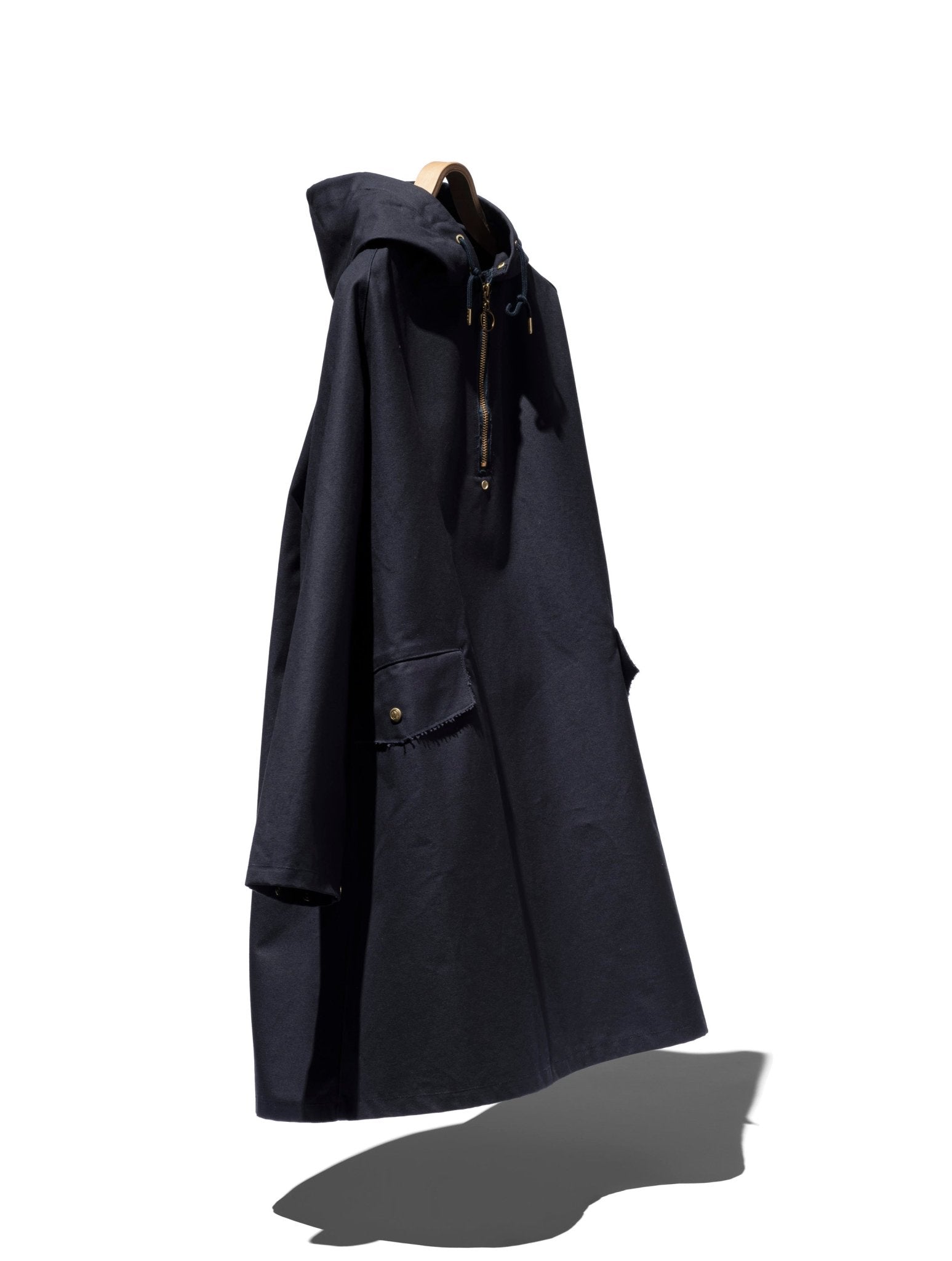 Ventile Pilot Poncho - DIE DREI BERGE