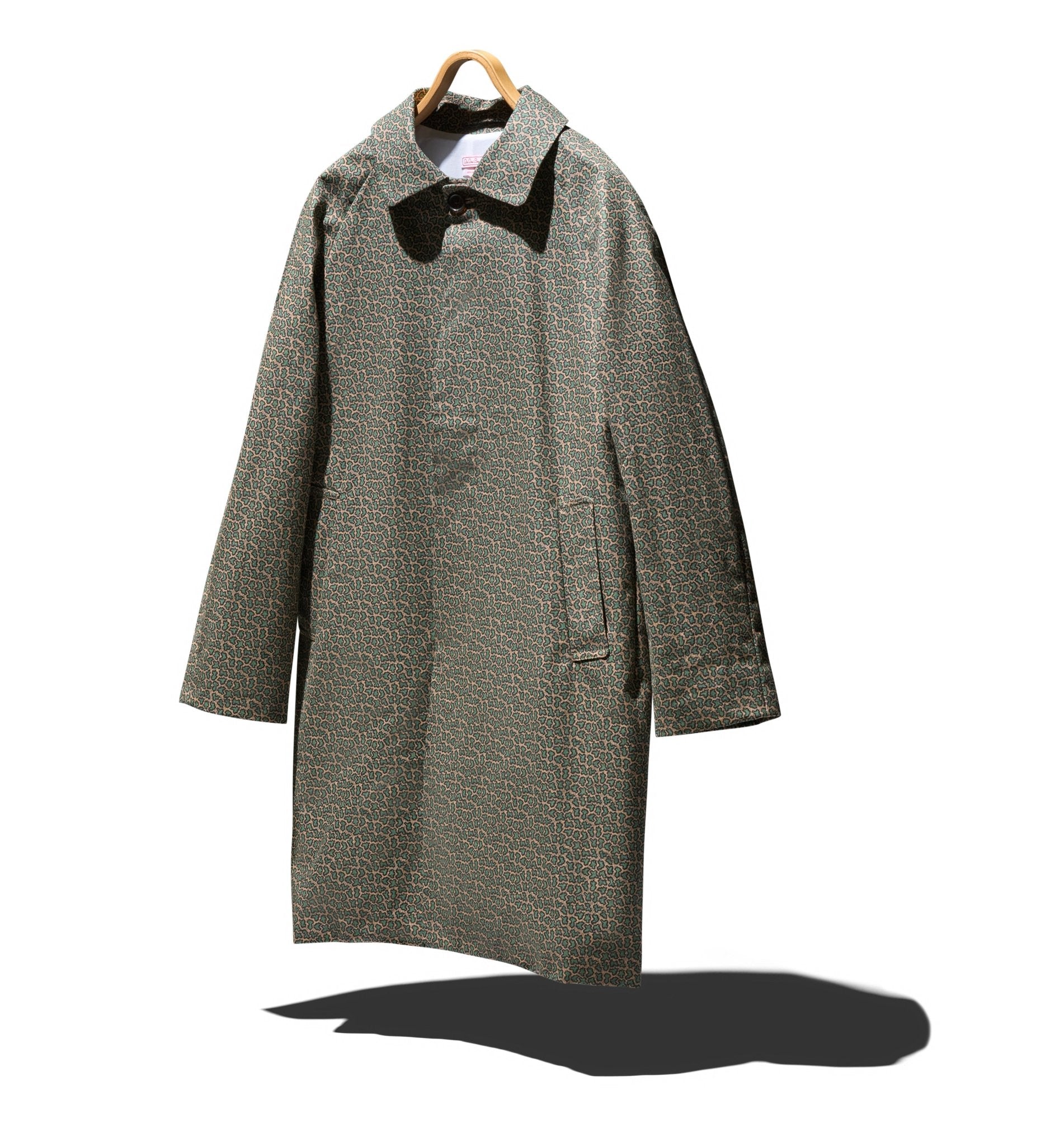 WATERPROOF RAINCOAT - DIE DREI BERGE