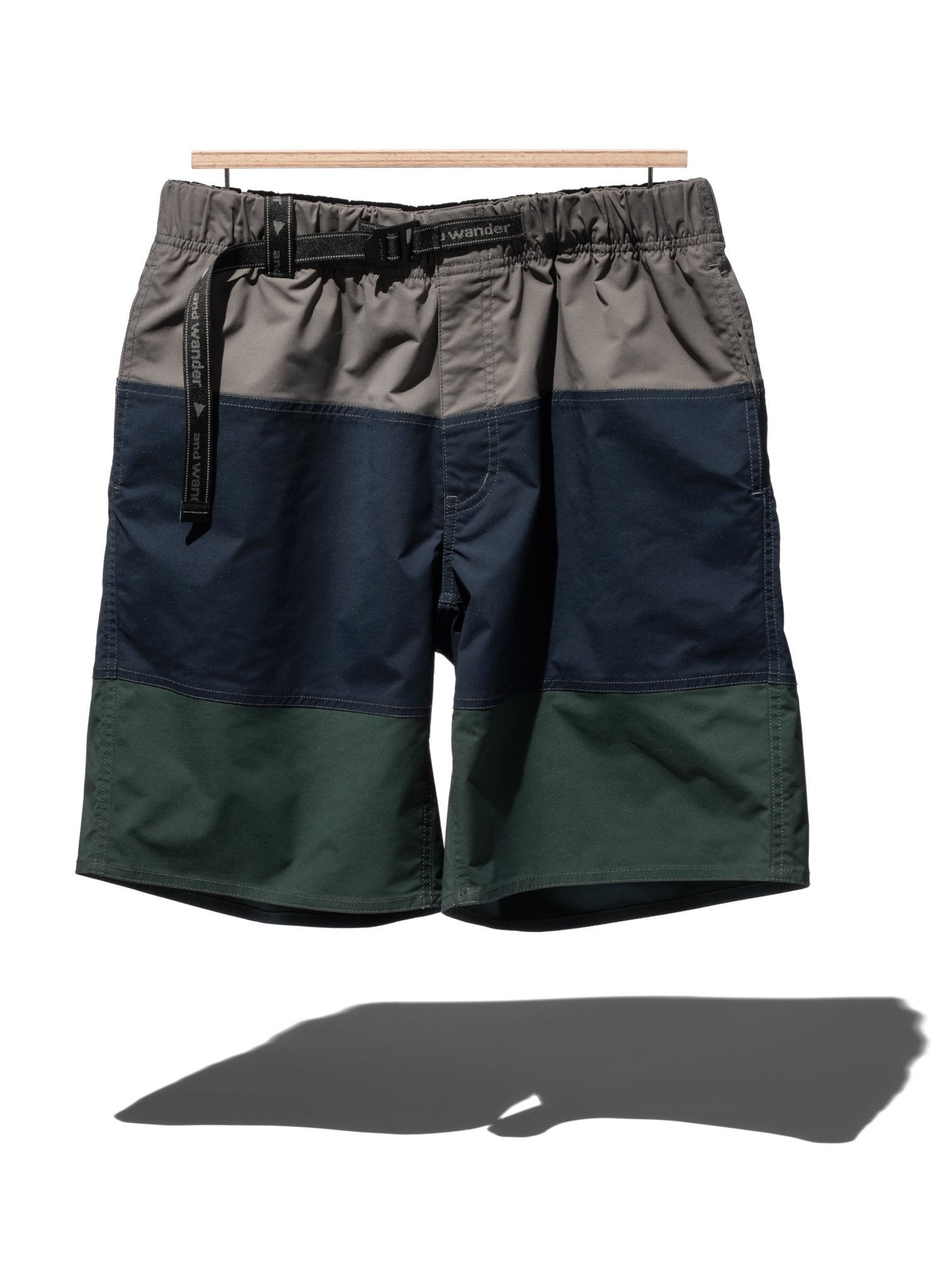 Wave shorts - AND WANDER