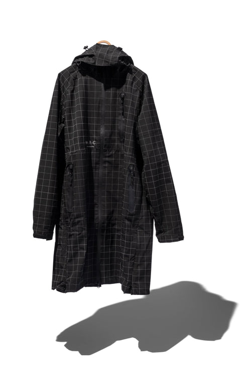 WHITE MOUNTAINEERING x KIU Waterproof Bicycle Long Jacket